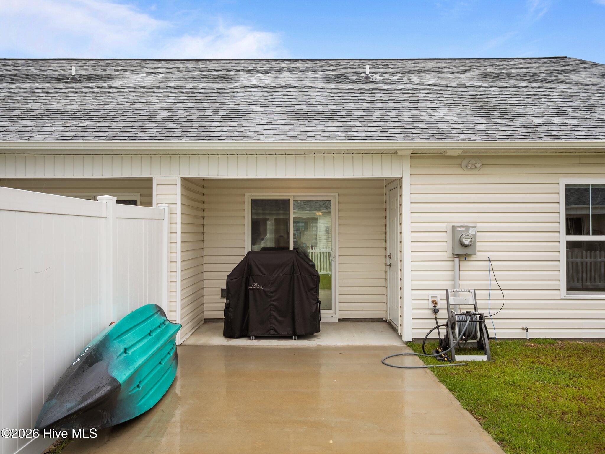 602 Villa Cove,Newport