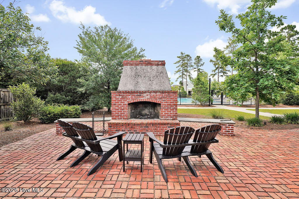 100549849 | Photo 55