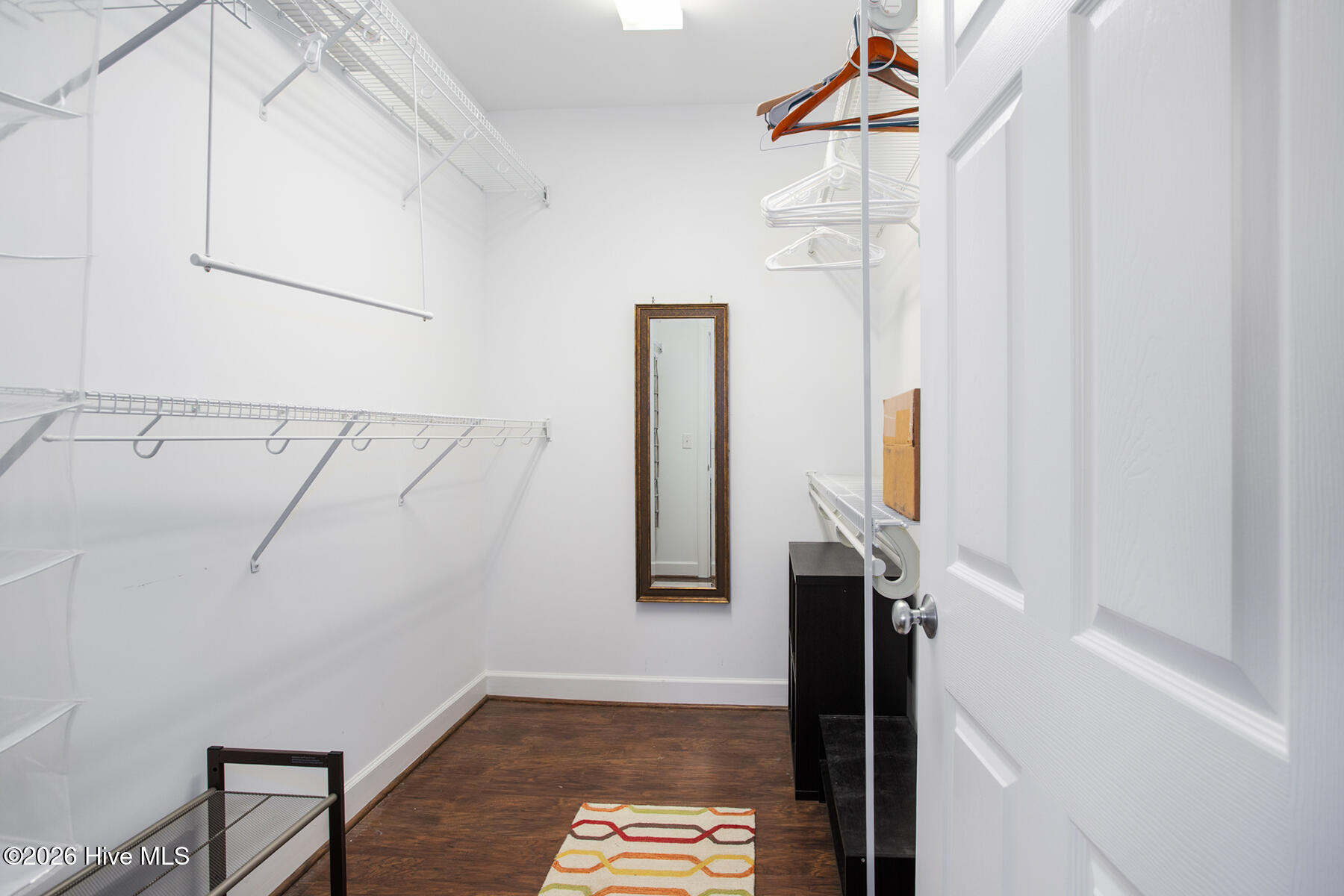 100563868 | Photo 21