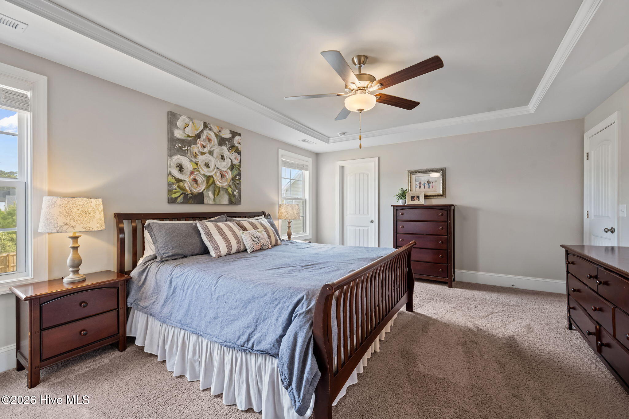 100564361 | Photo 31