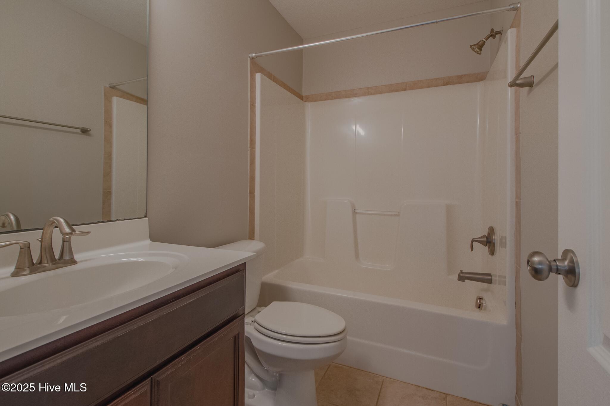 100546466 | Photo 34