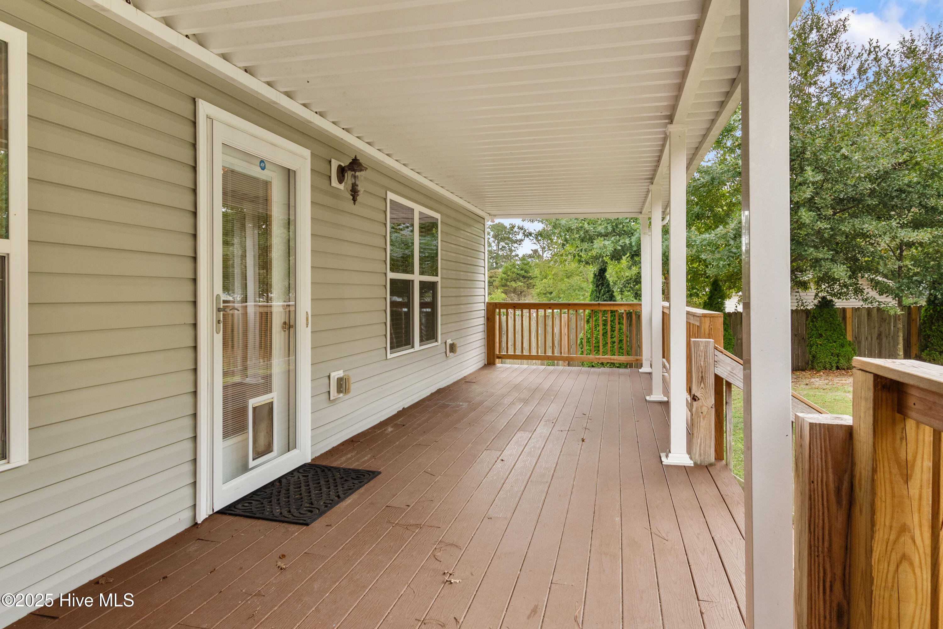 100532491 | Photo 38