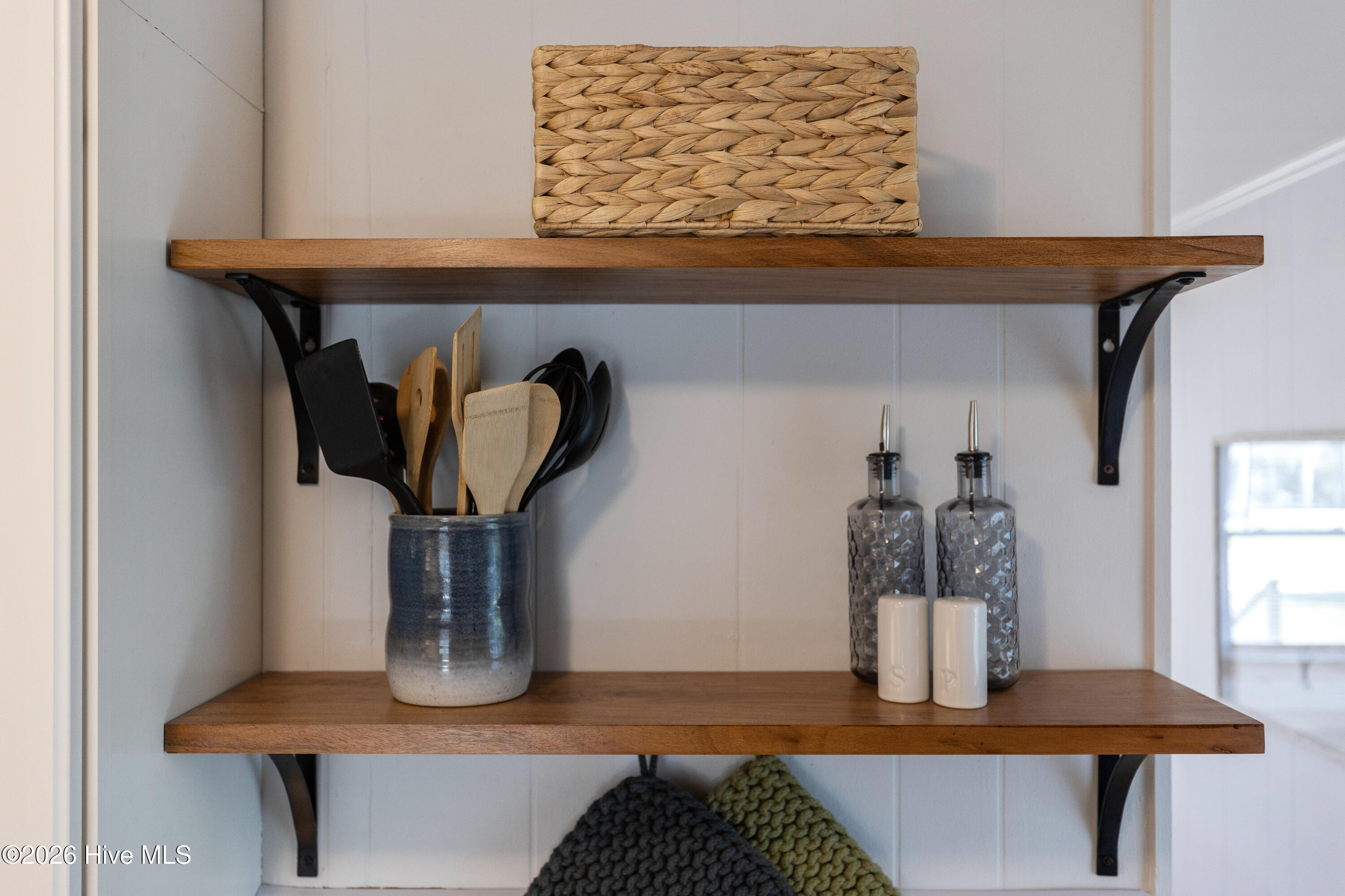 100569125 | Photo 18