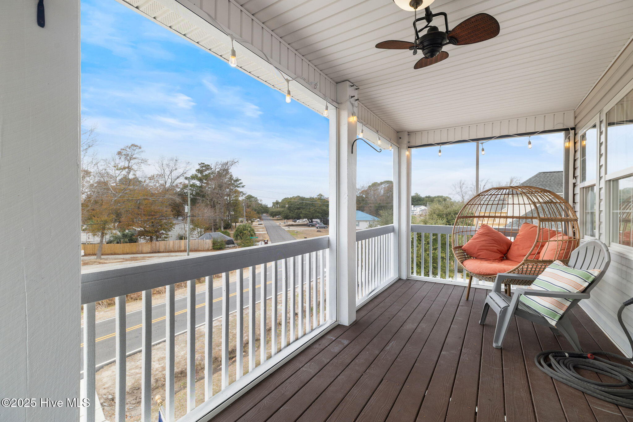 100546580 | Photo 21