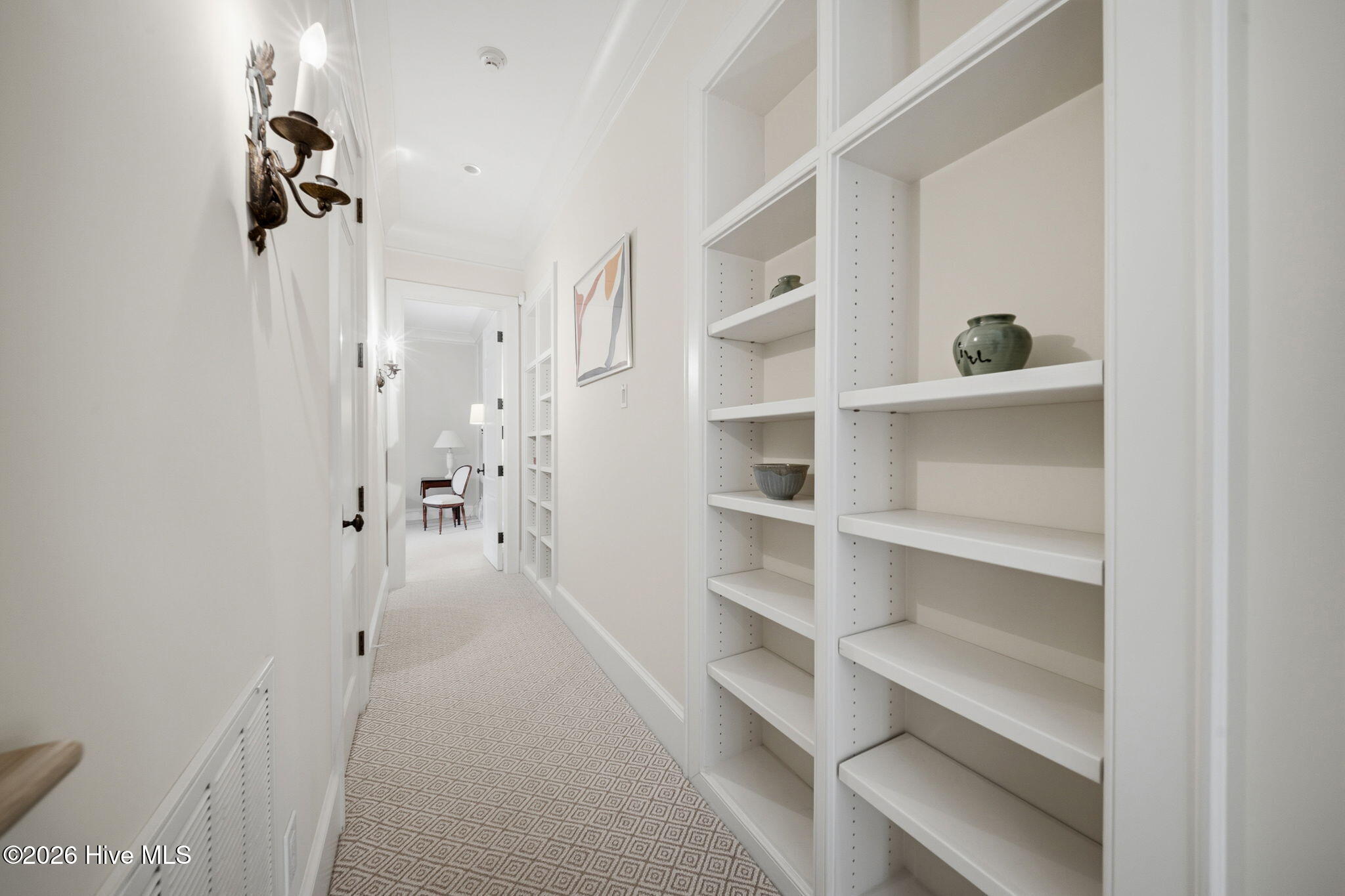 100570583 | Photo 29