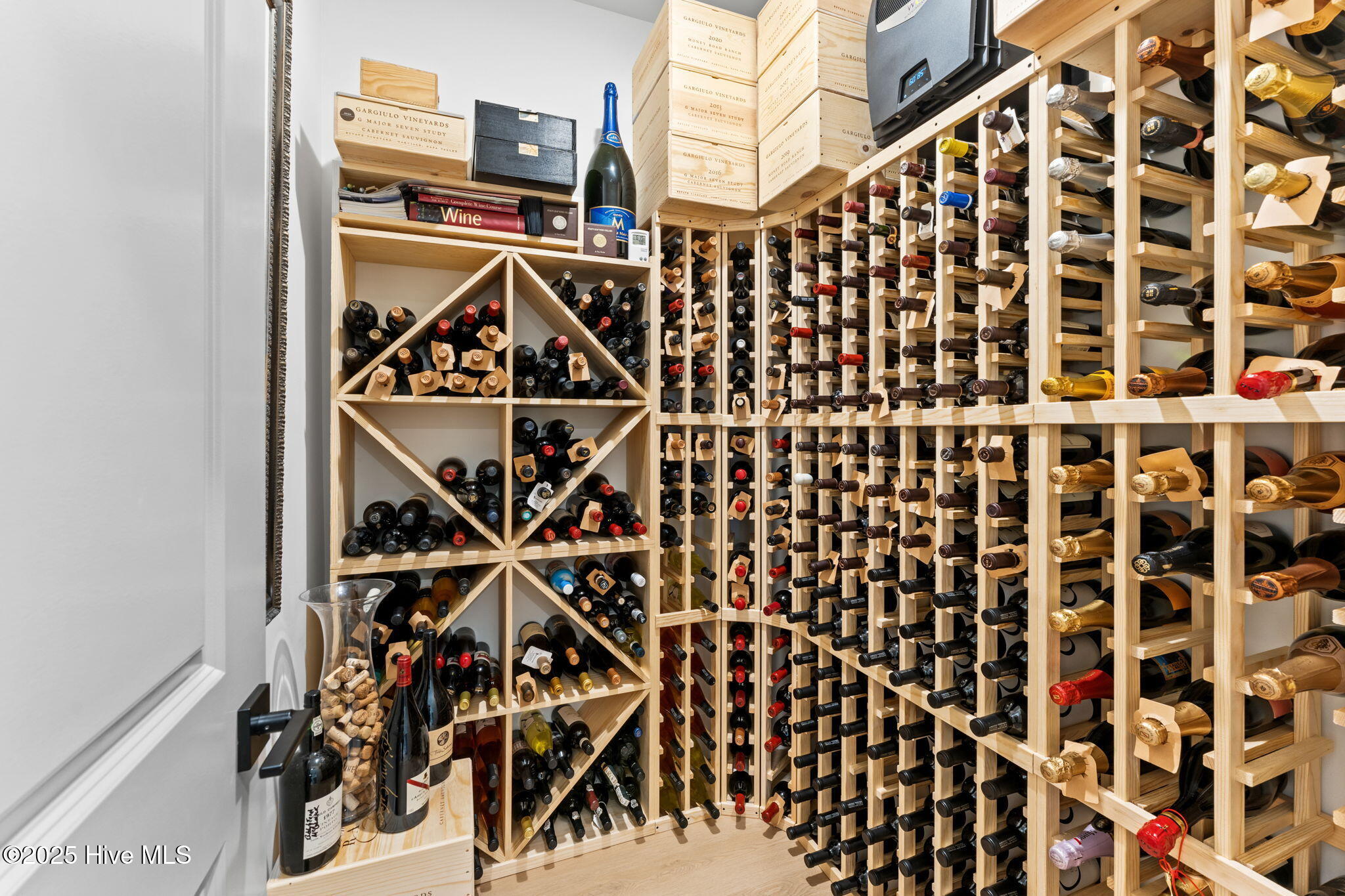 100559638 | Photo 10