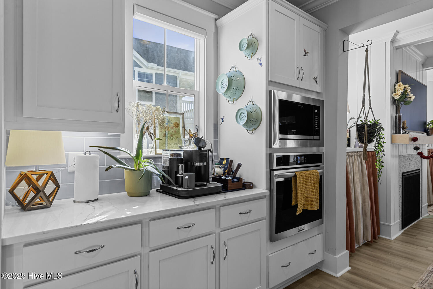 100545197 | Photo 23