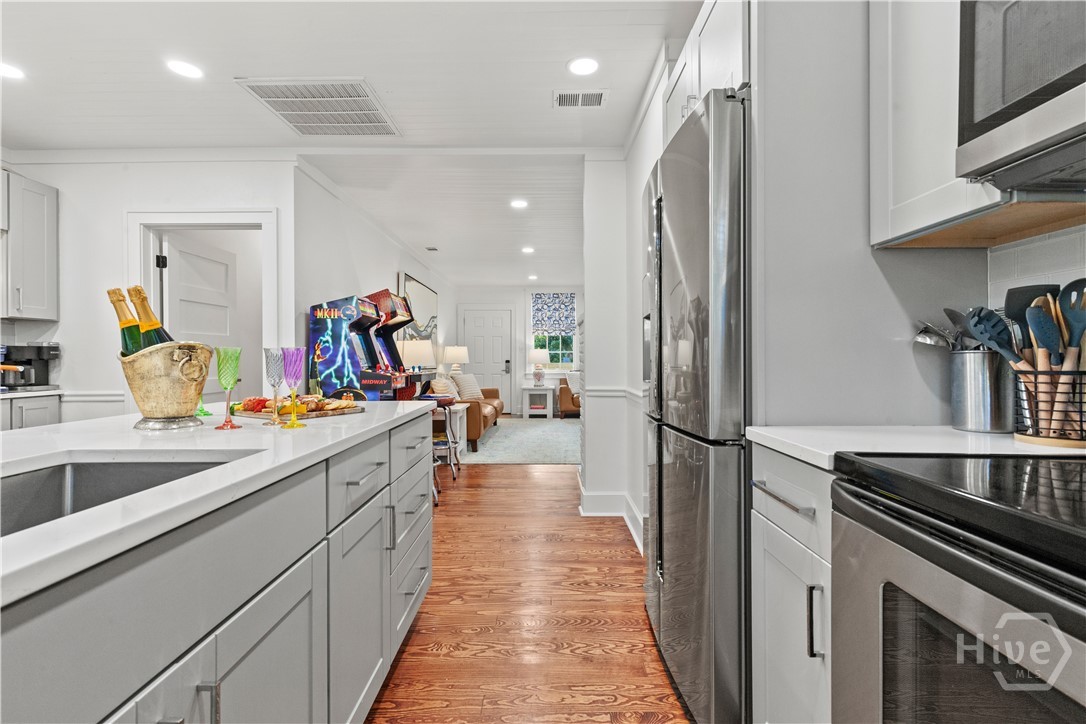 1402 6th Avenue, Tybee Island, GA 31328 Listing Photo  19