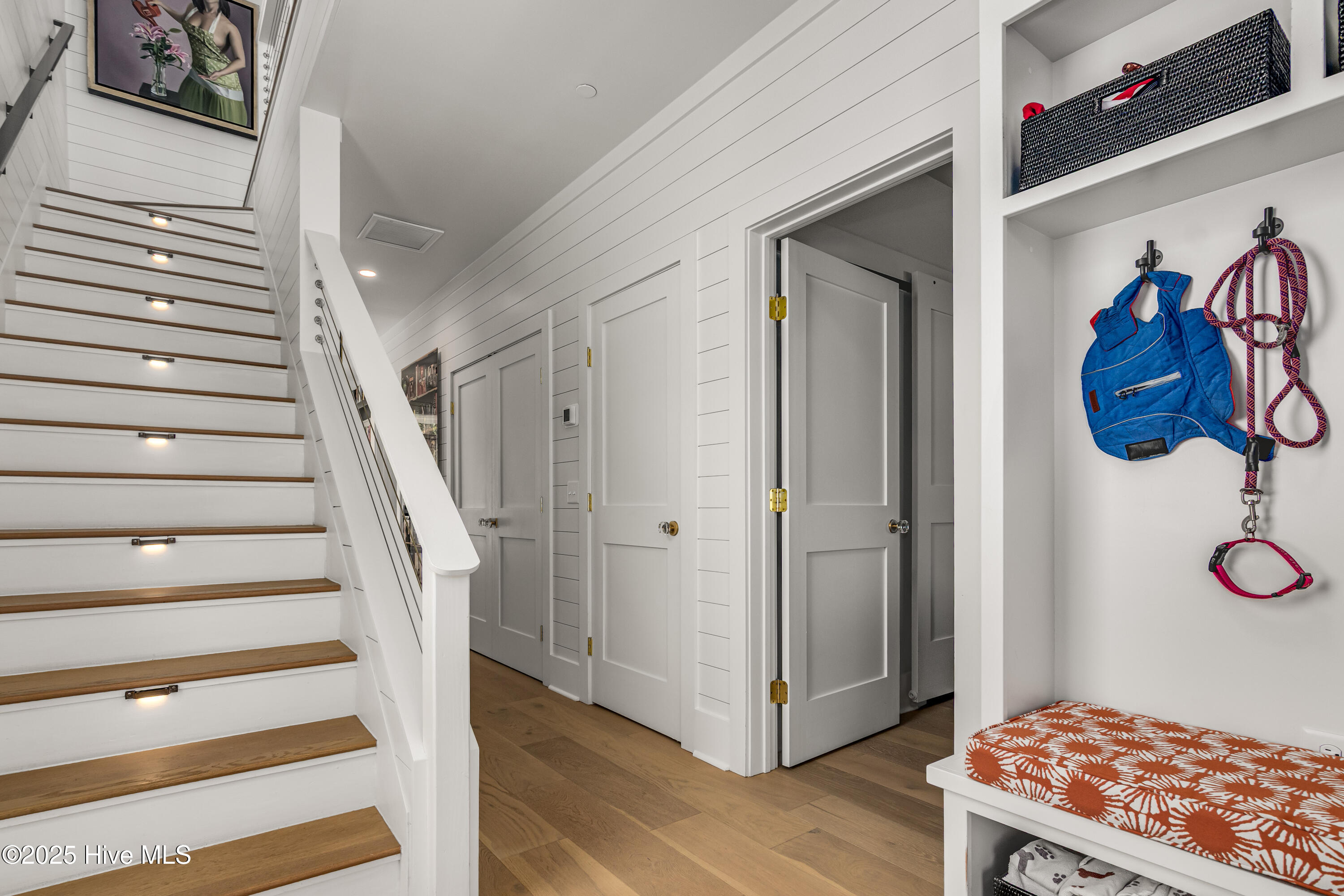 100521321 | Photo 37