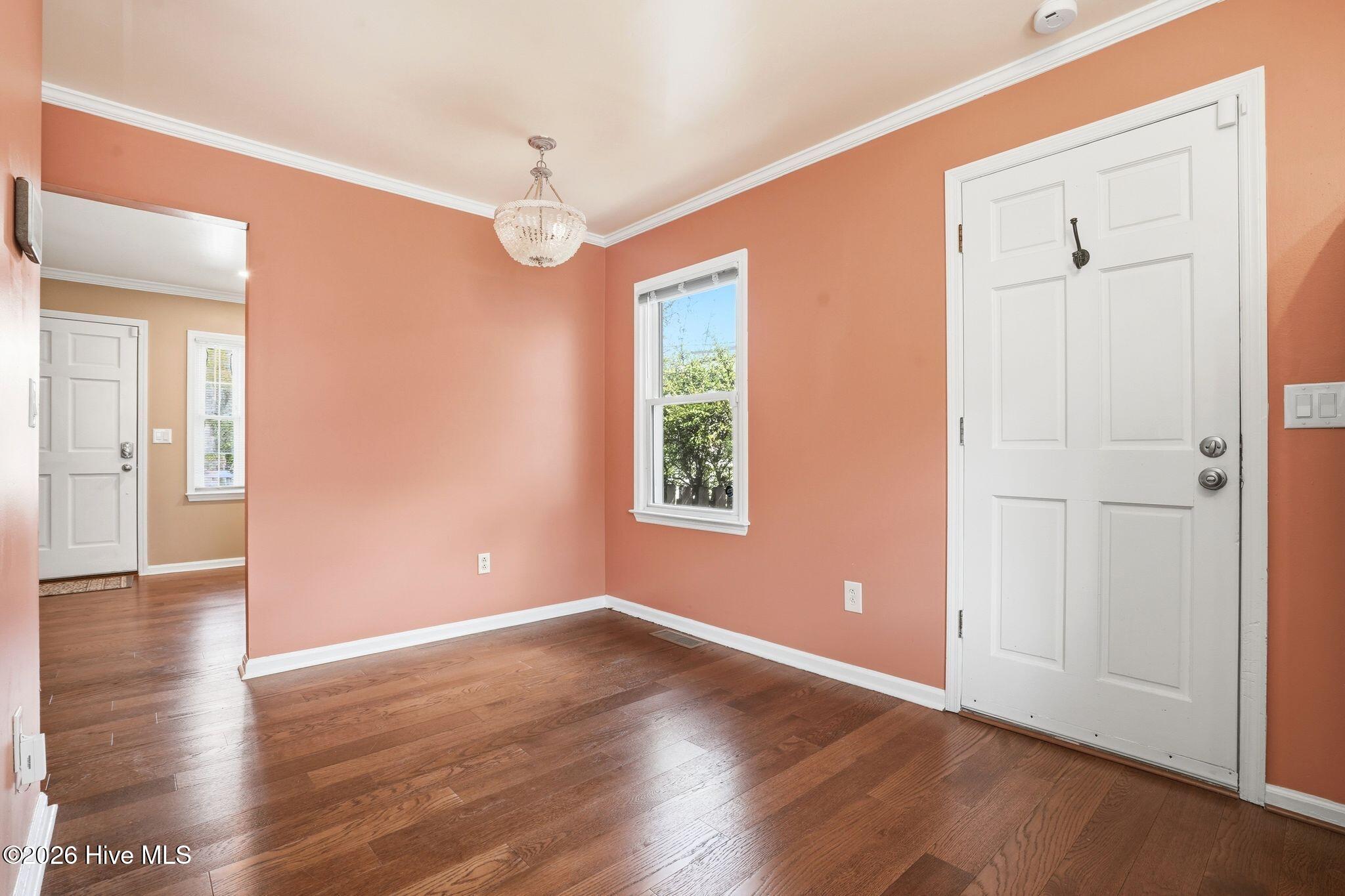 100559887 | Photo 17