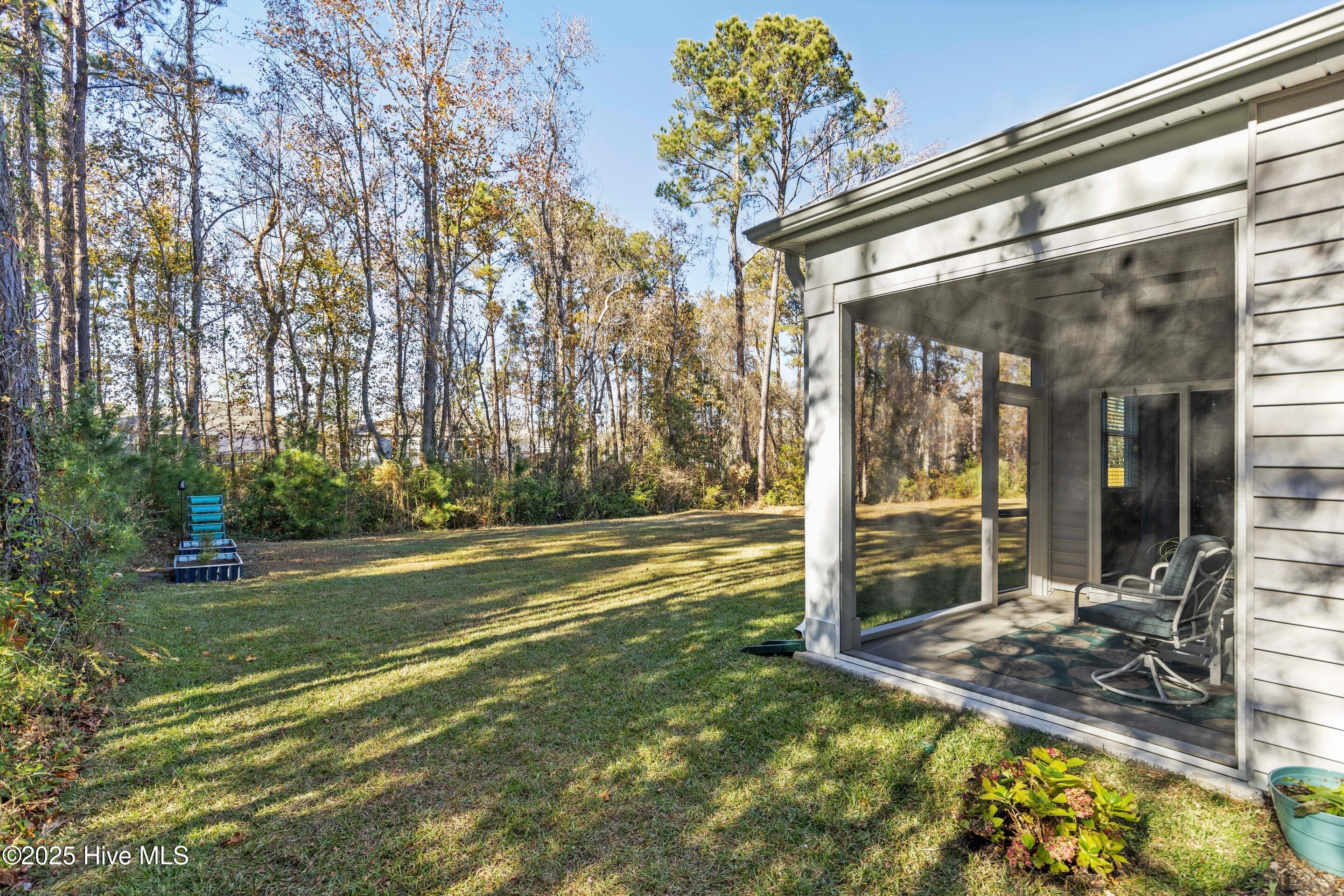 100543257 | Photo 30