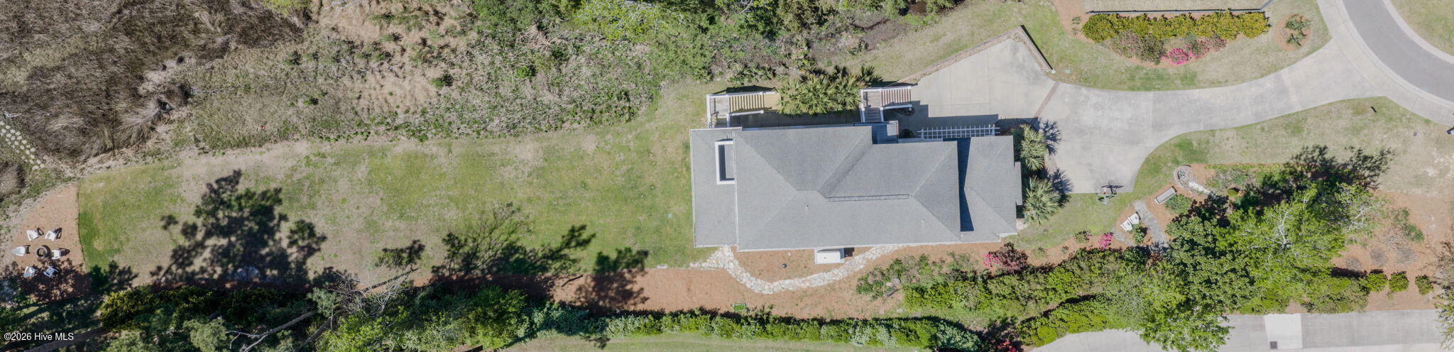 100549374 | Photo 85