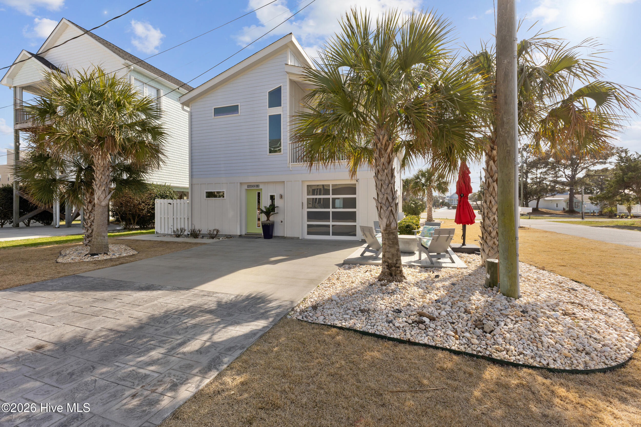 100558032 | Photo 43