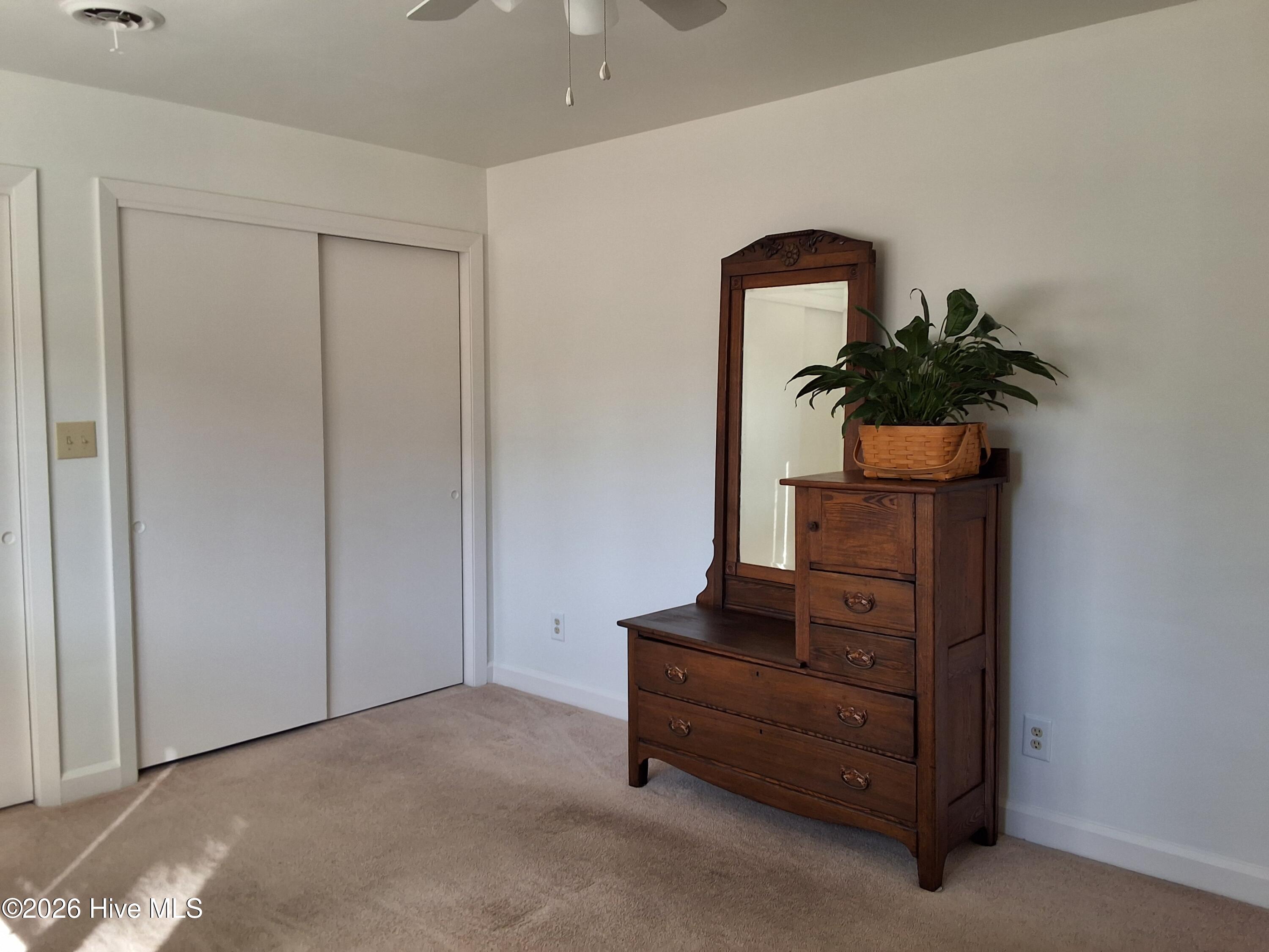 100554569 | Photo 48