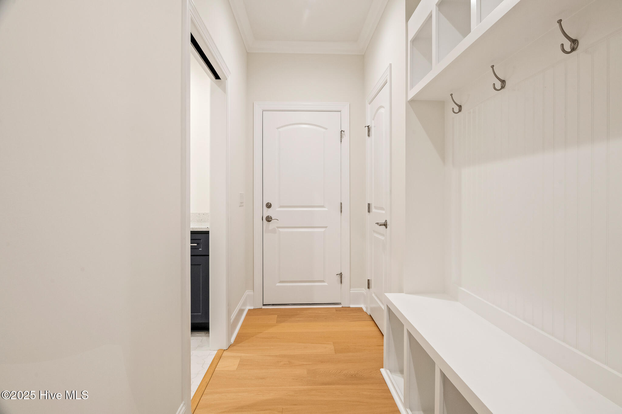 100535512 | Photo 35