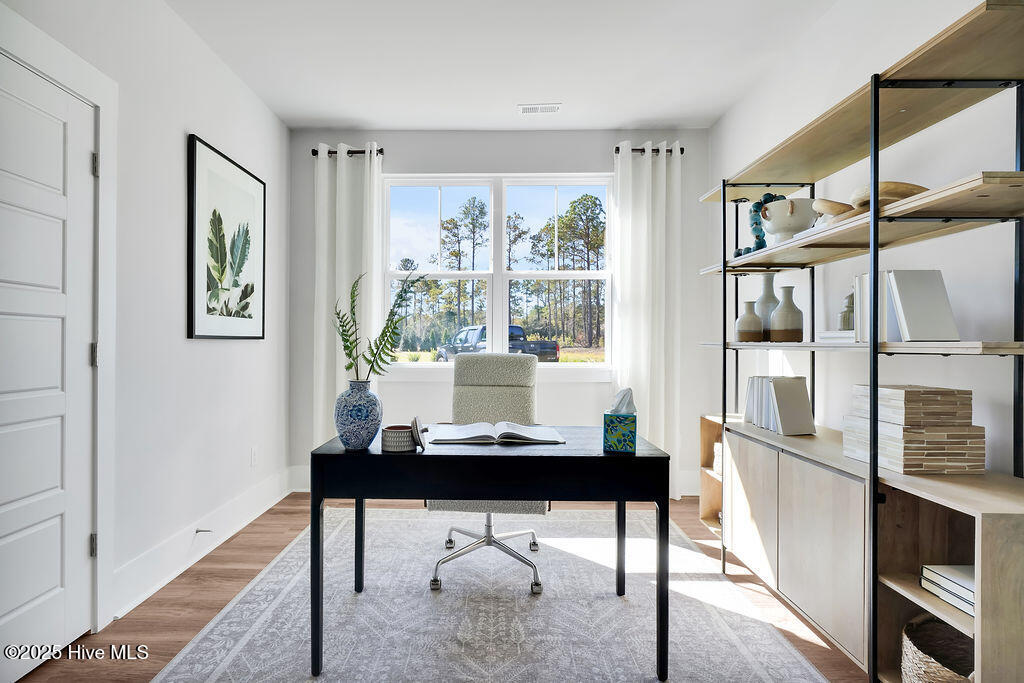 100535807 | Photo 10