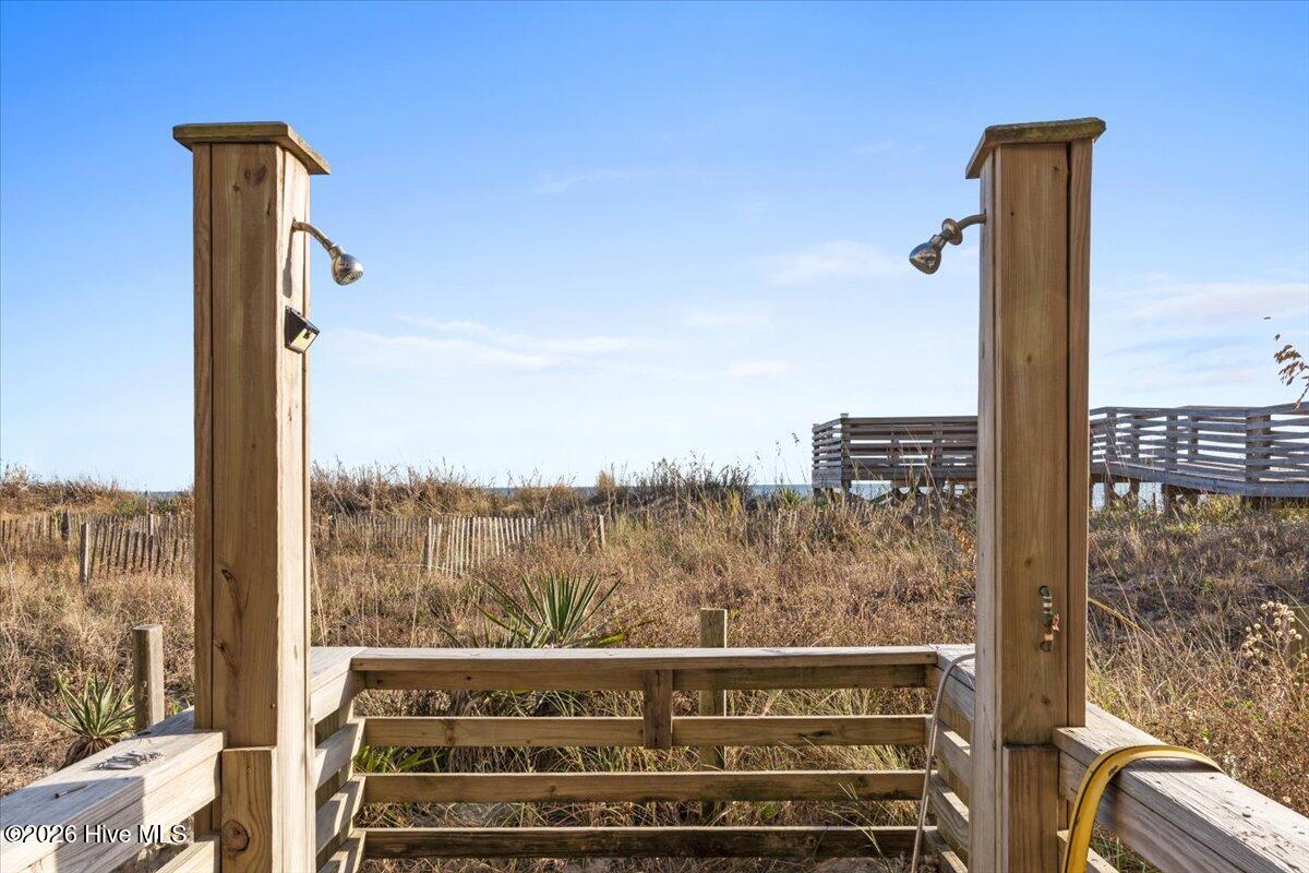 100555622 | Photo 44