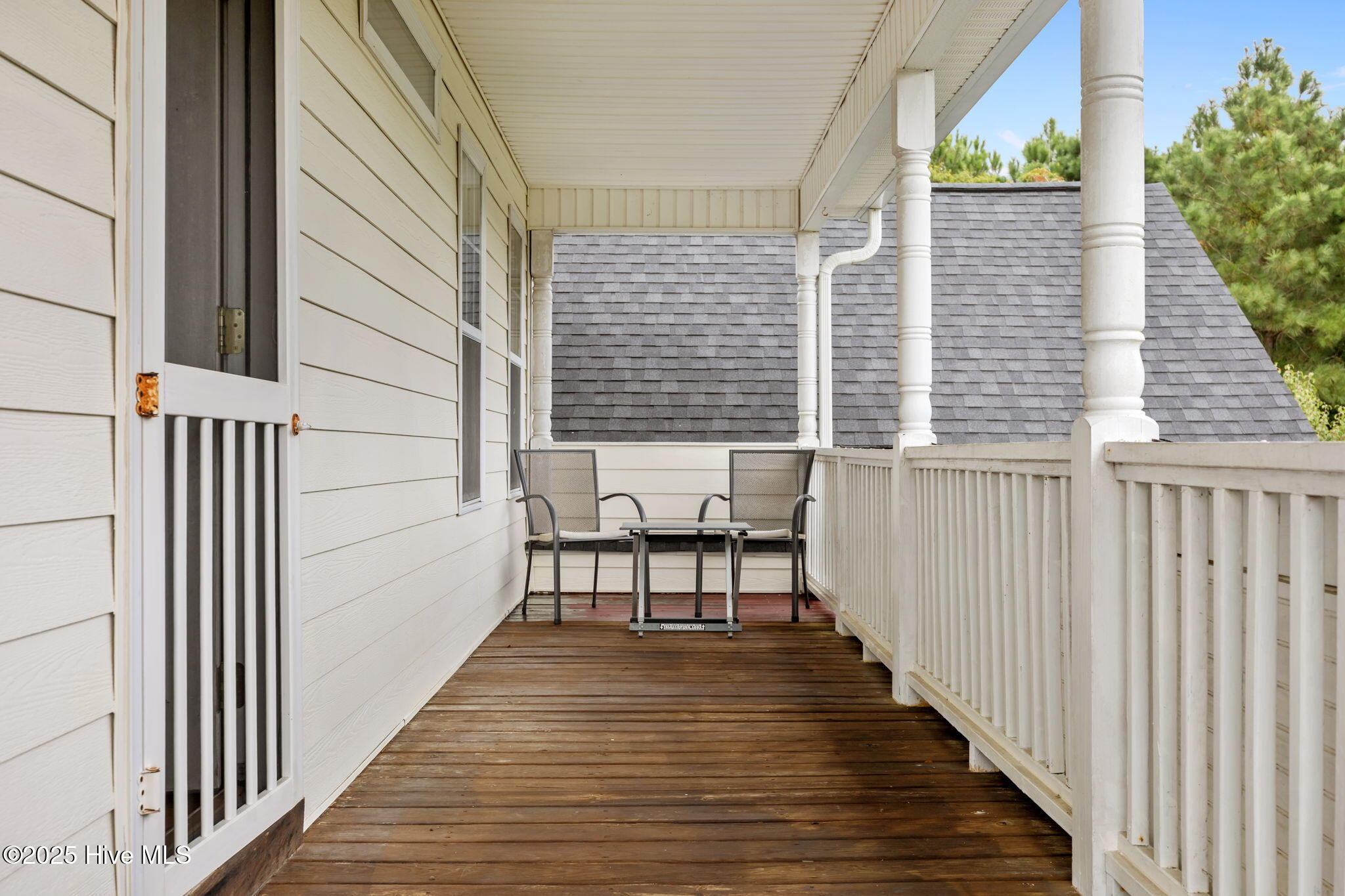 100530646 | Photo 45