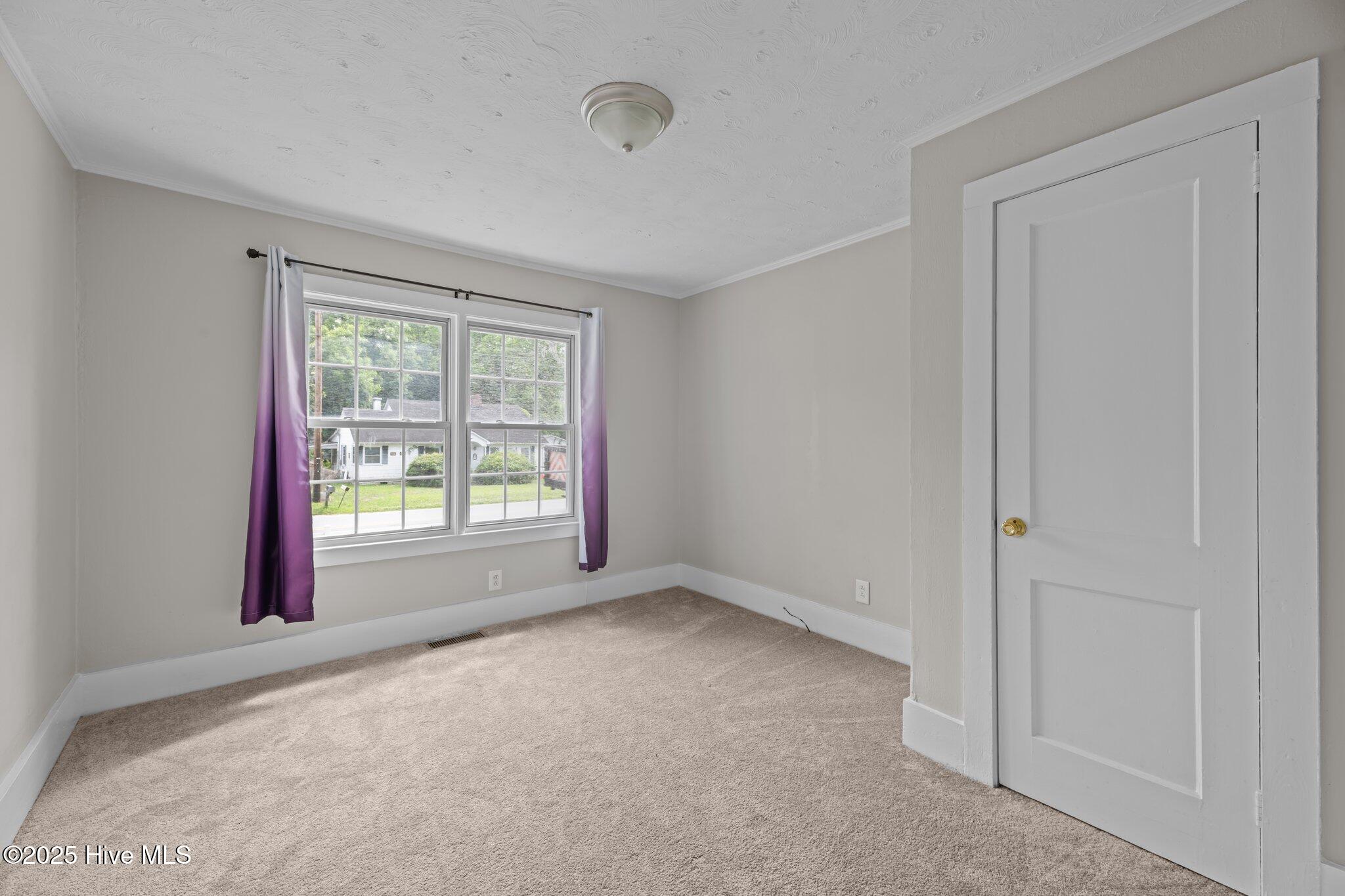 2402 Oaks Road,New Bern