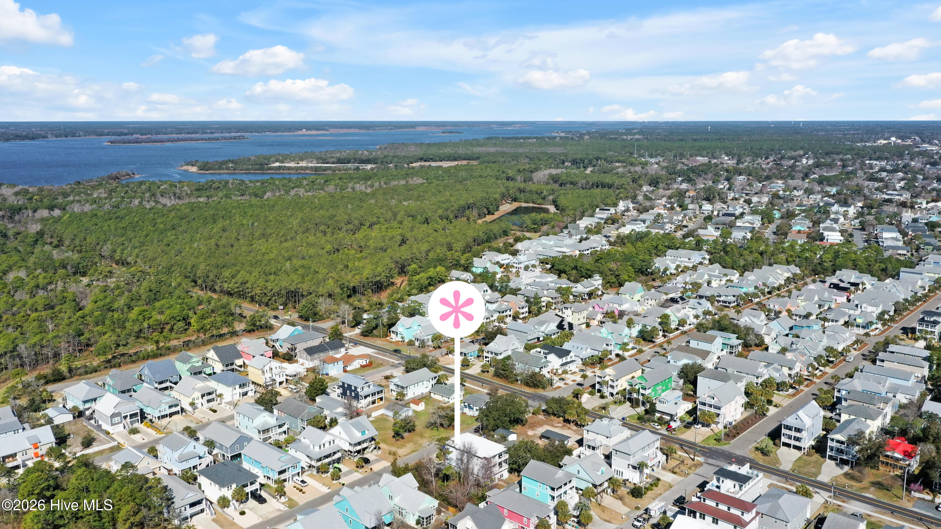 100557006 | Photo 43