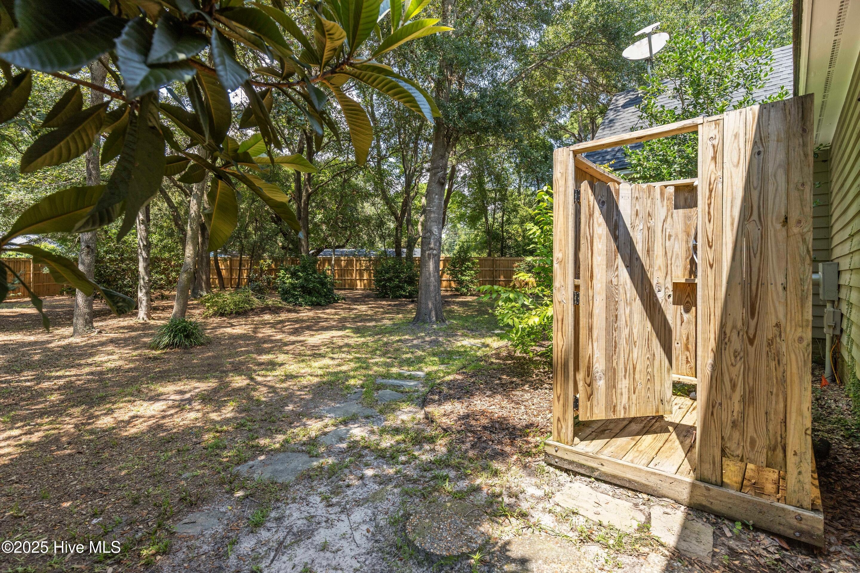 1302 Grove Point Road, Wilmington, NC 28409 – photo 17: mls-IMG_7719