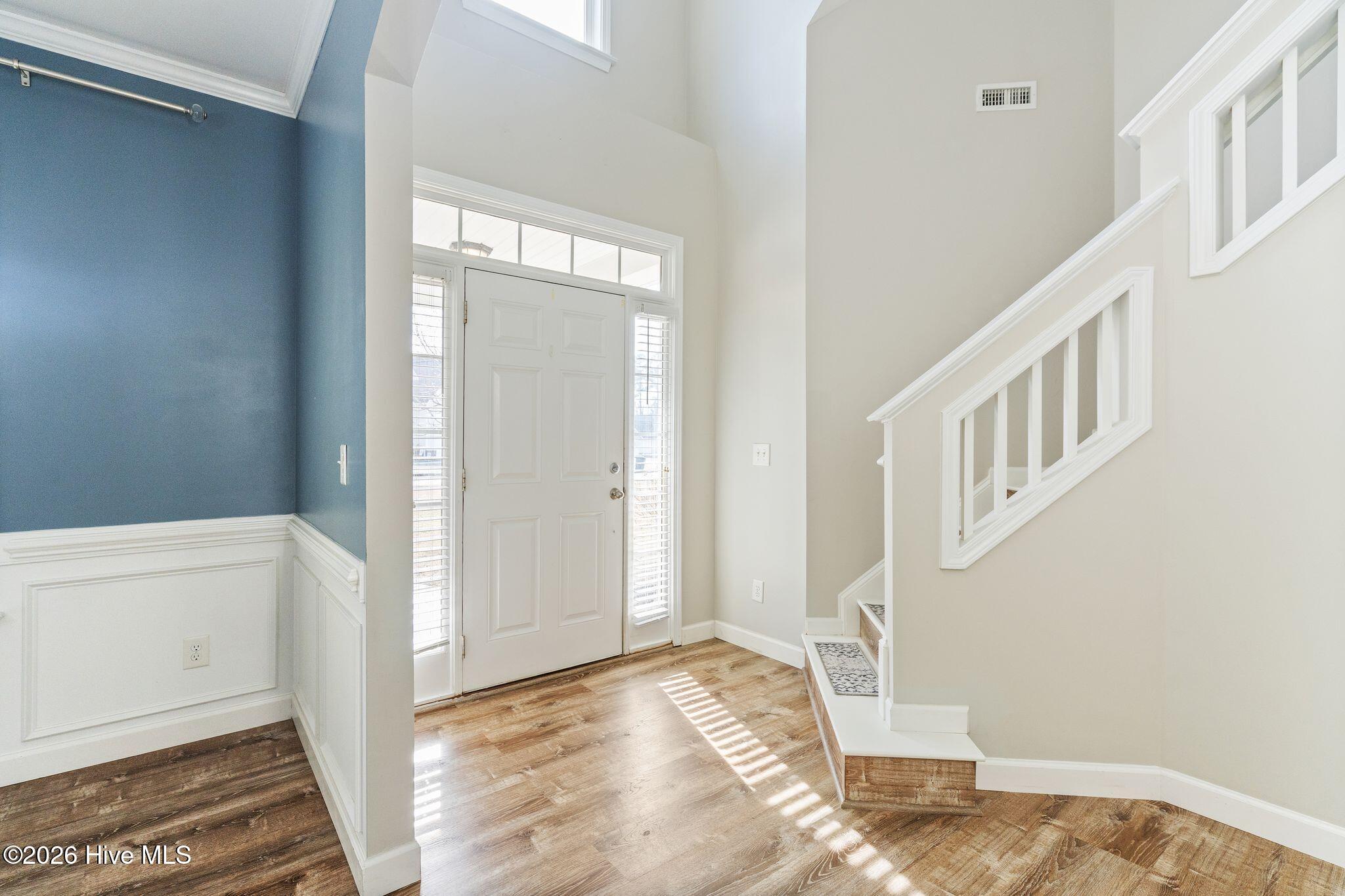 100558662 | Photo 14