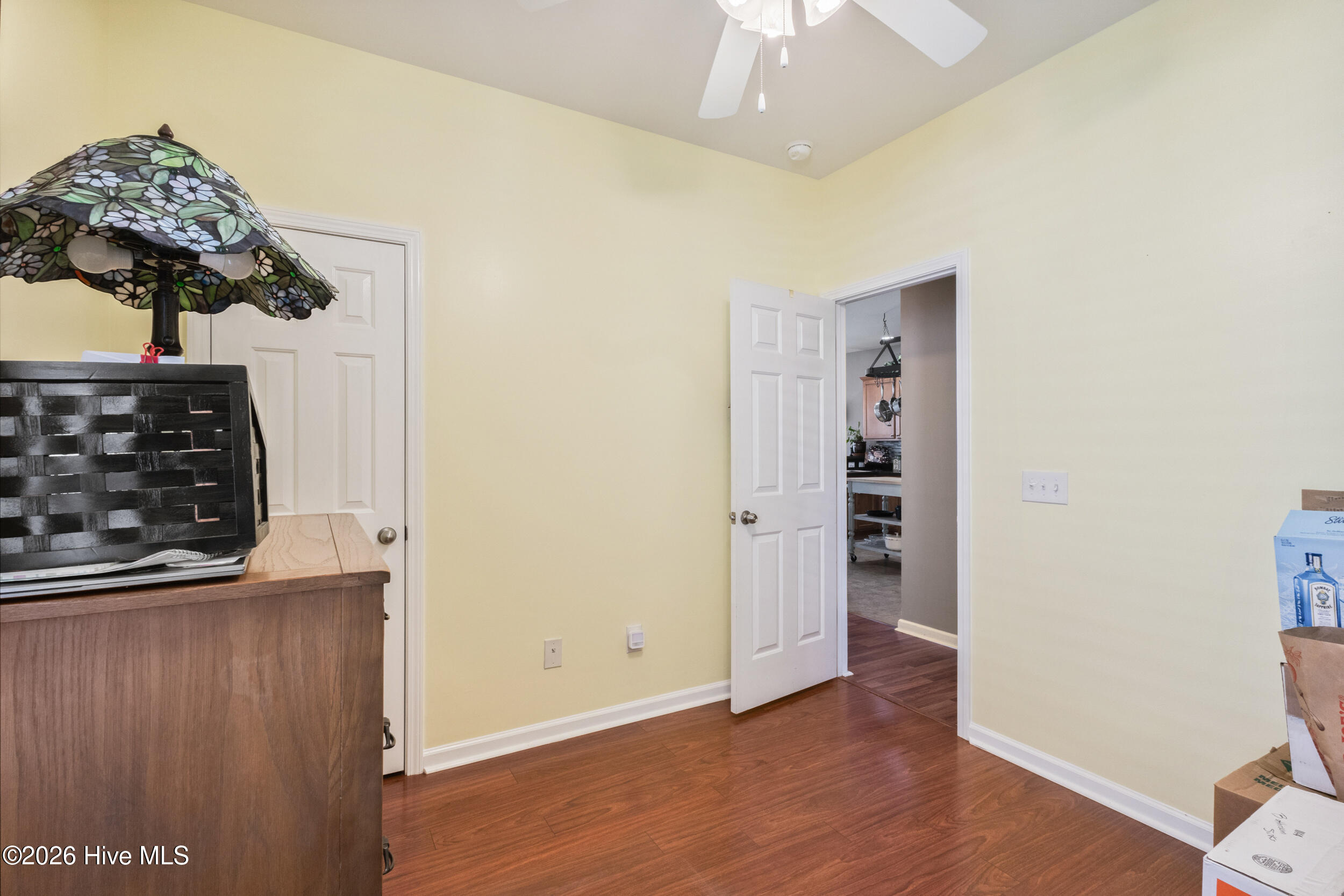 100565406 | Photo 29