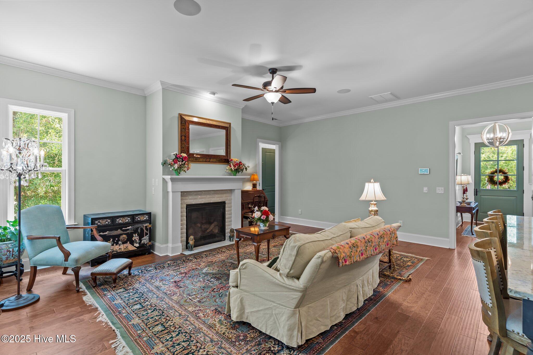 100513257 | Photo 27