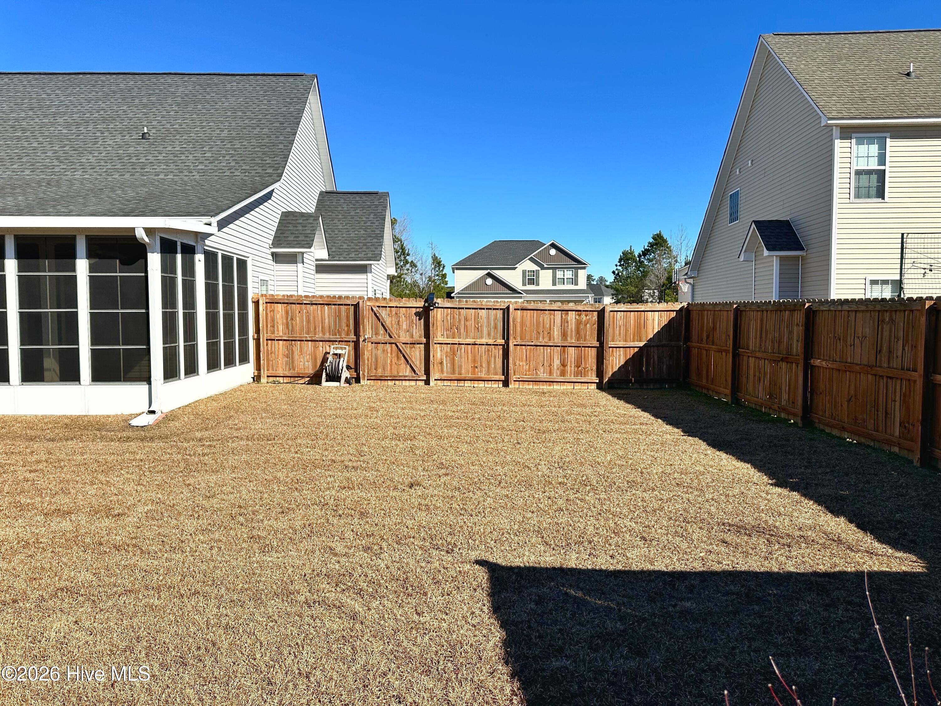 100550134 | Photo 56