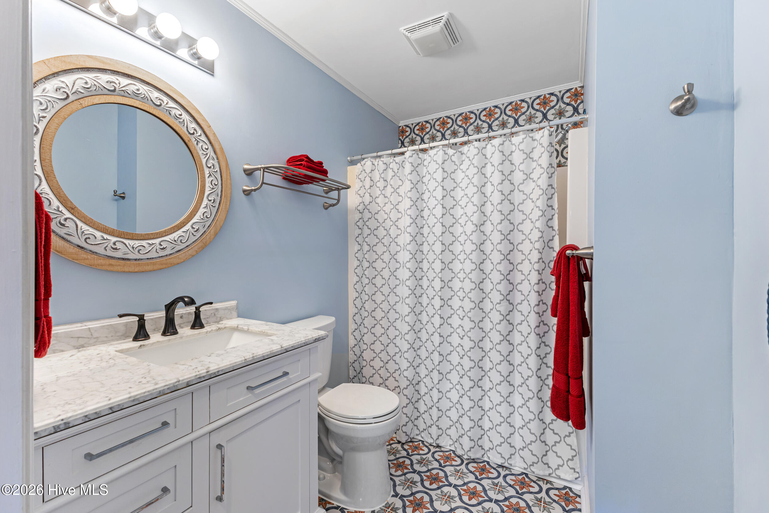 100548612 | Photo 17