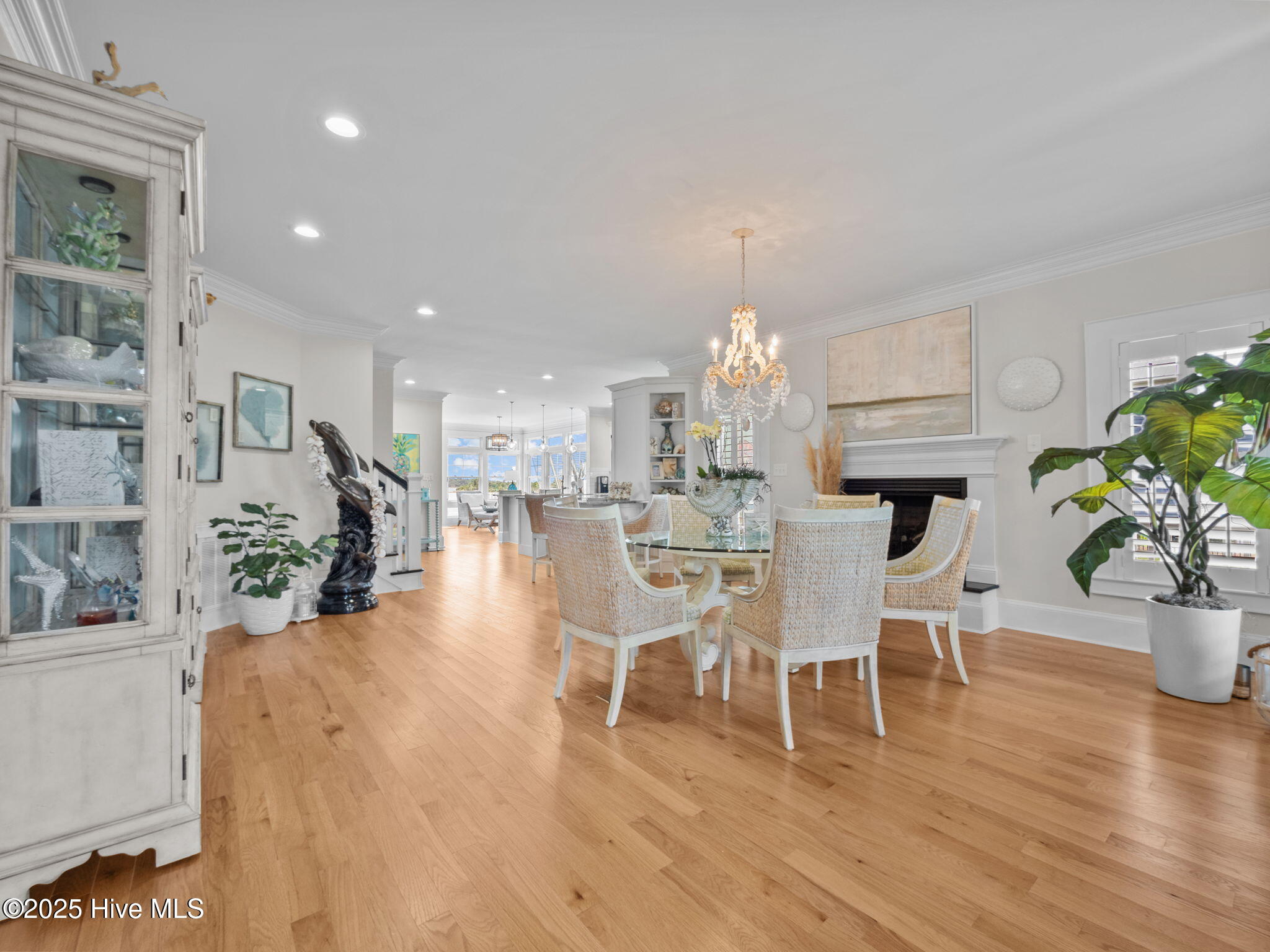 100527166 | Photo 27