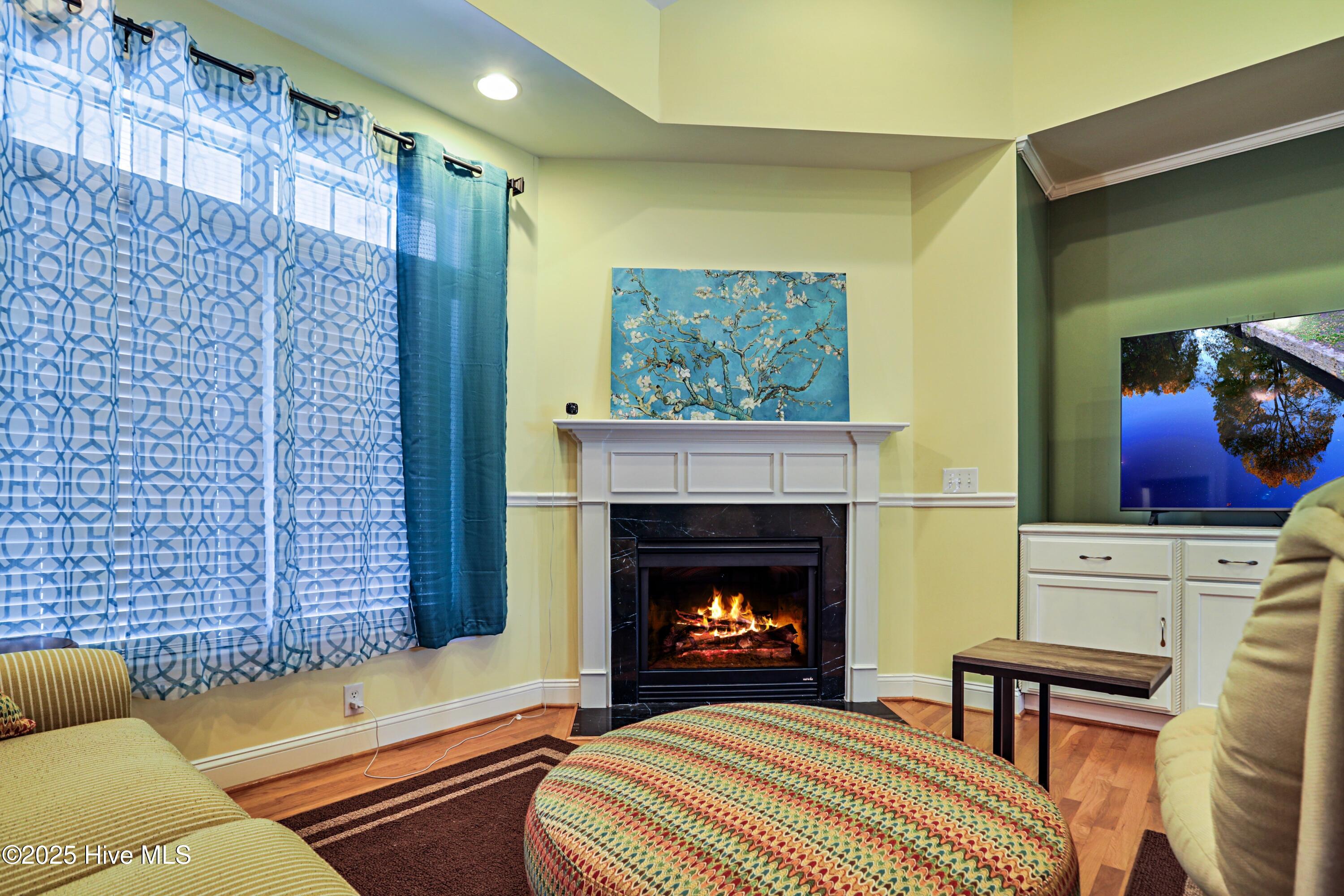 100511147 | Photo 11