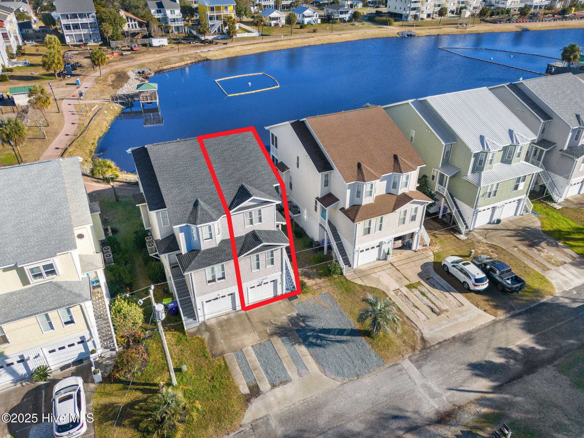 100526205 | Photo 19