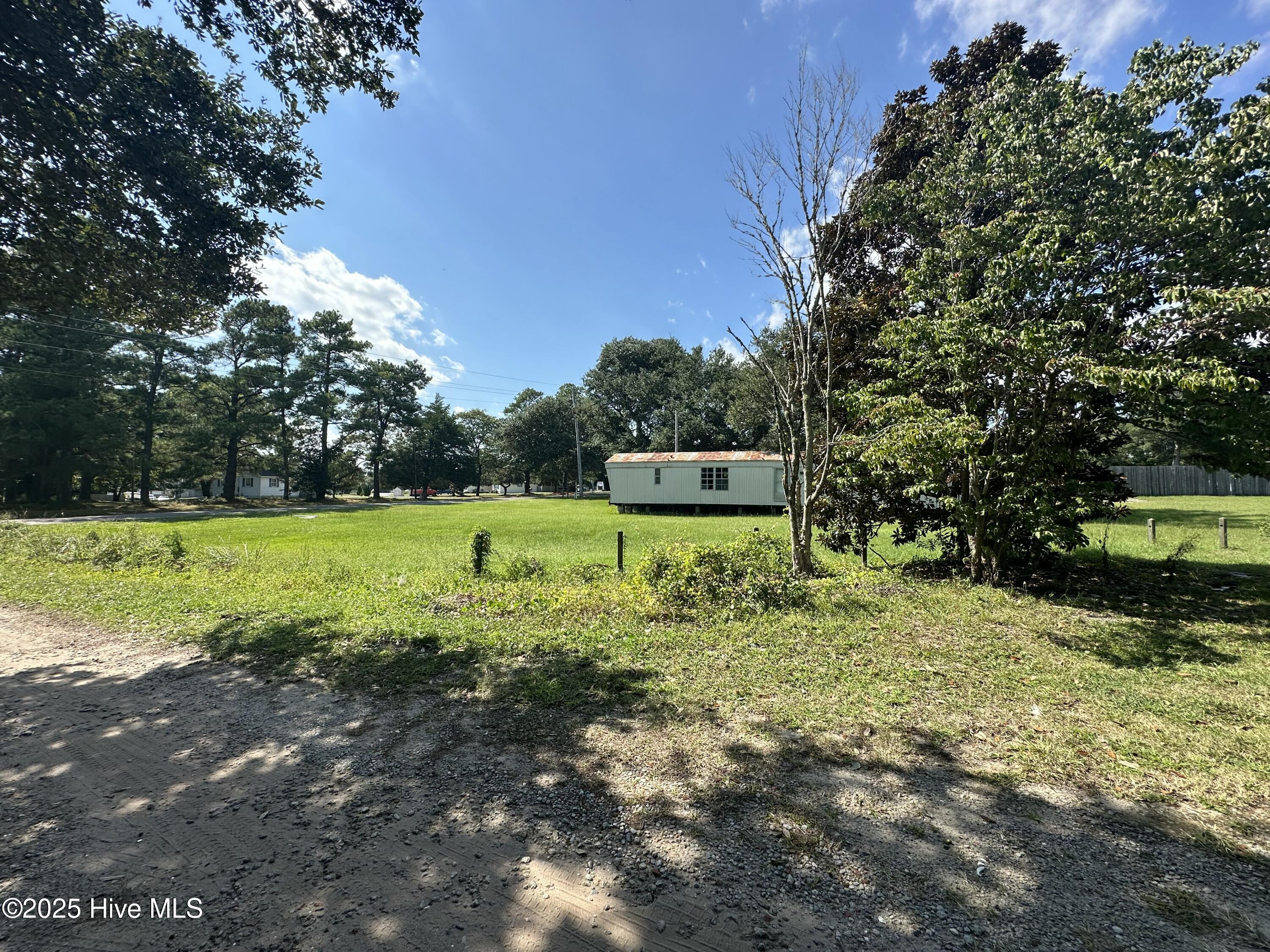 676 Broad Creek Loop Road