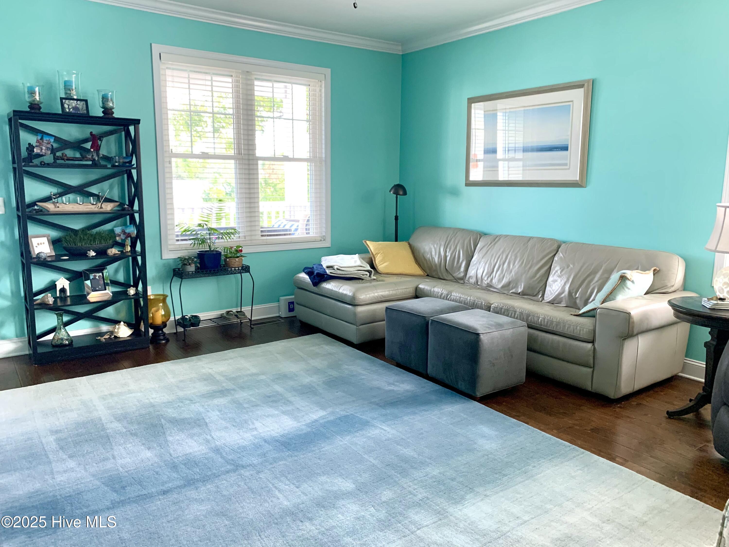 100536015 | Photo 14