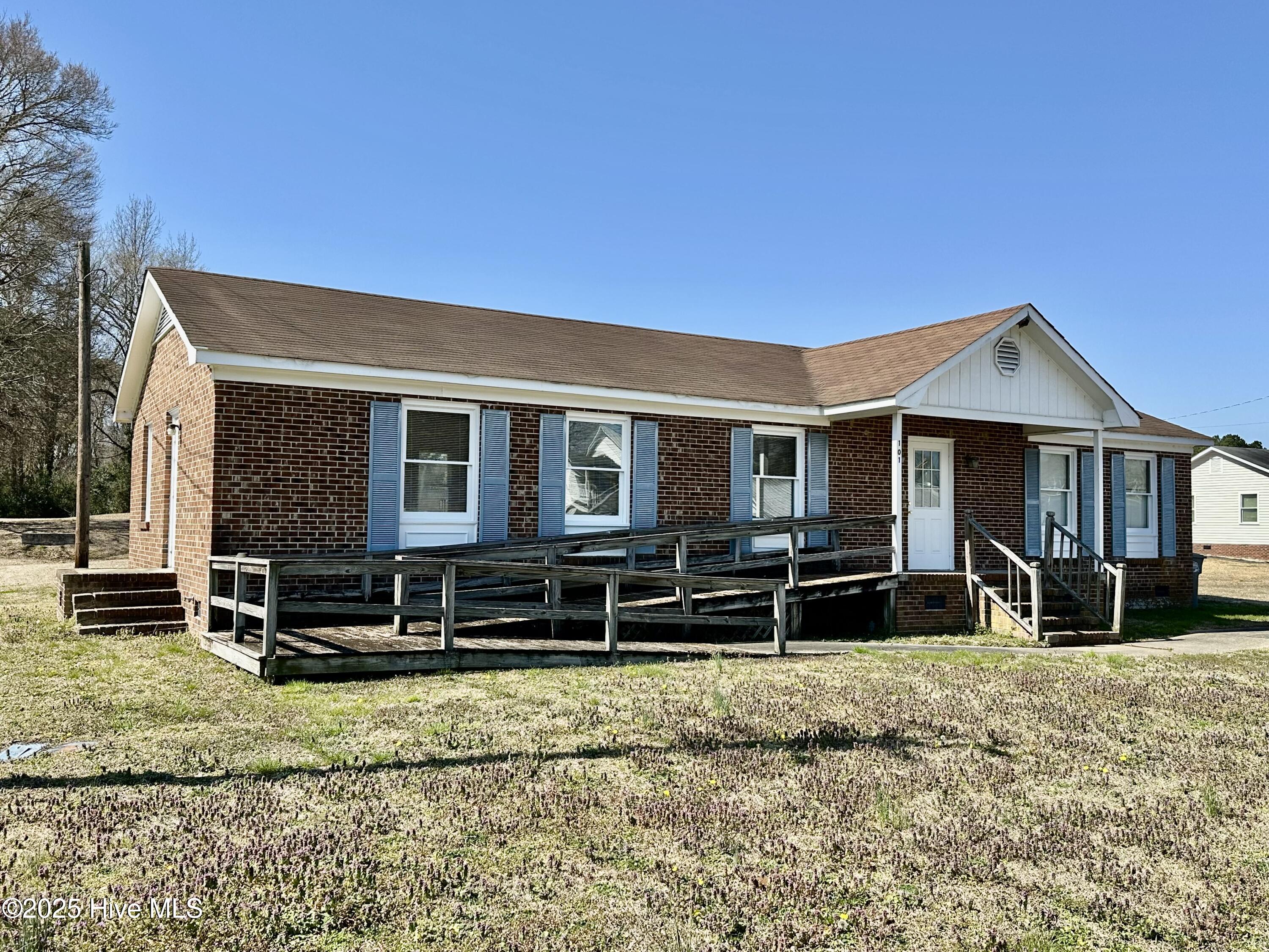 Featured listings