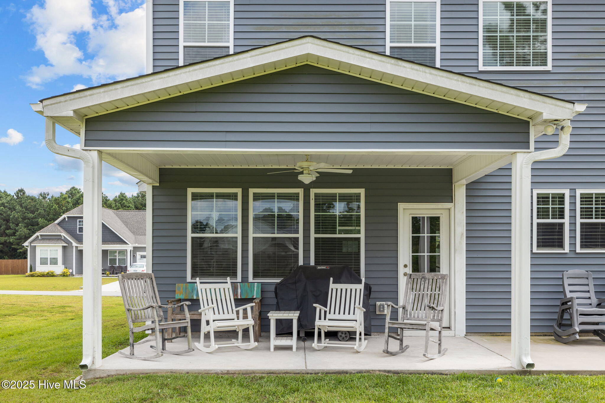 100526771 | Photo 35