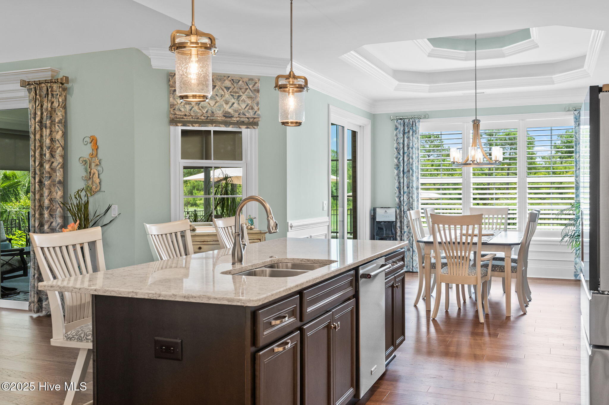 100553022 | Photo 13