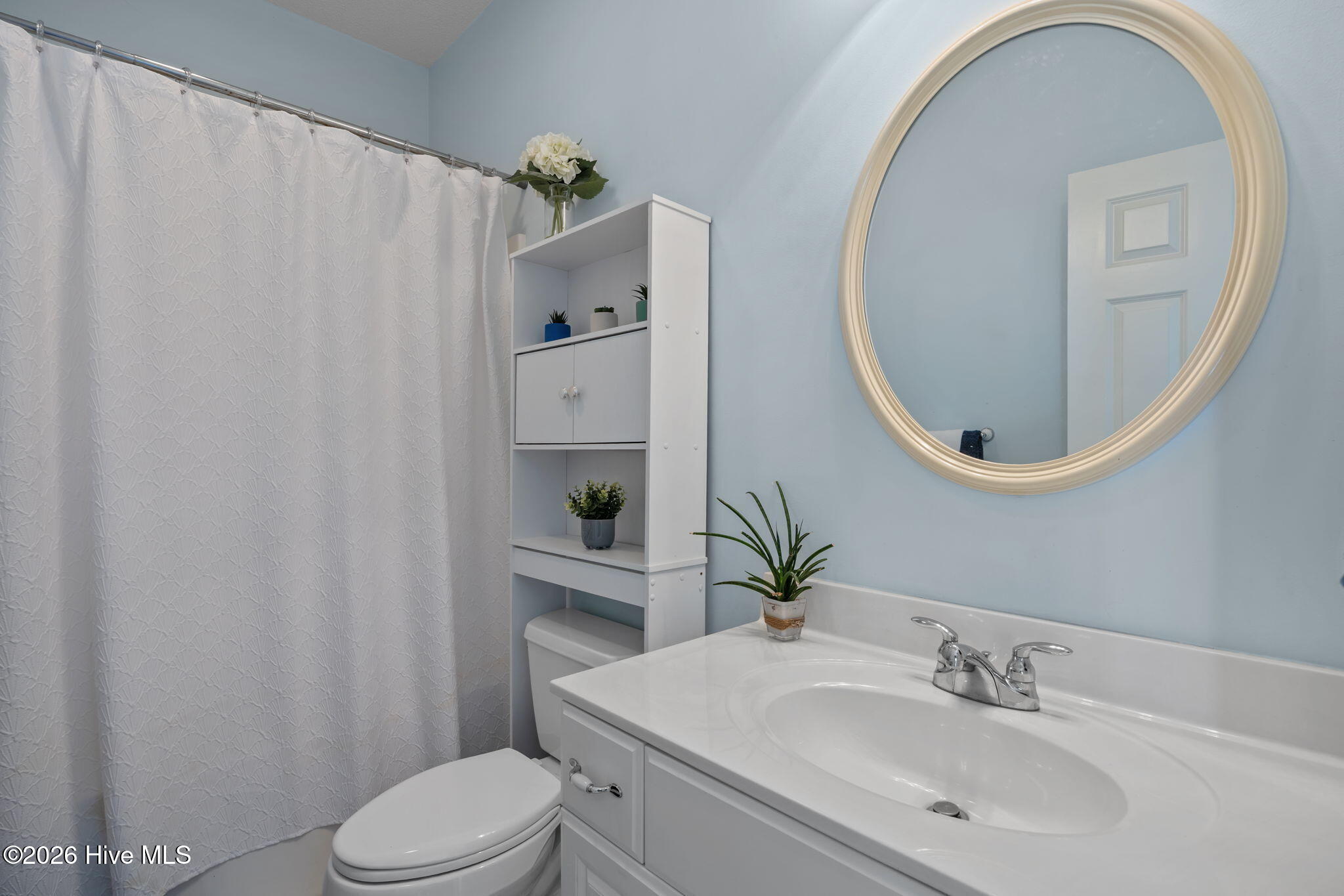 100569255 | Photo 22