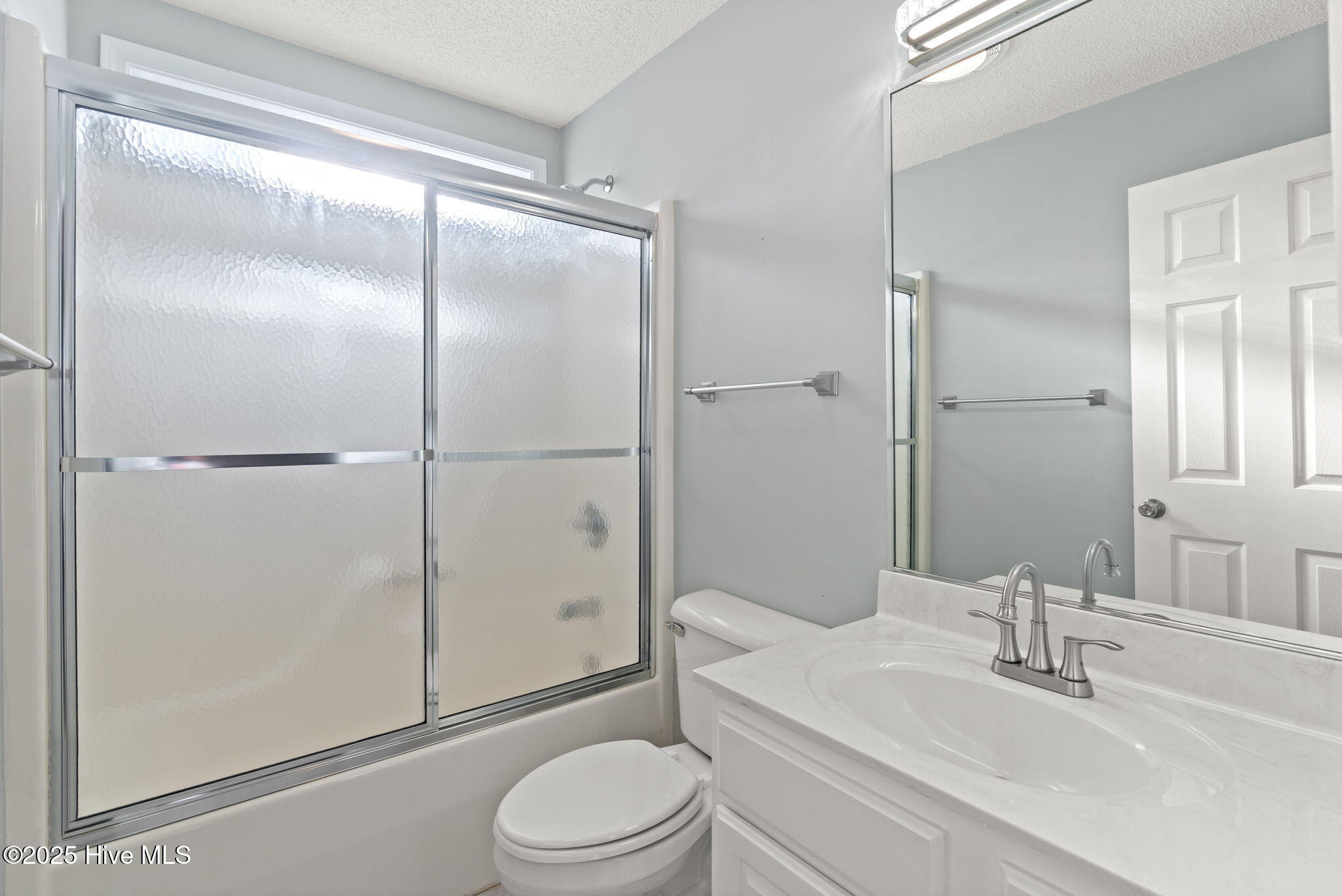 100535002 | Photo 18