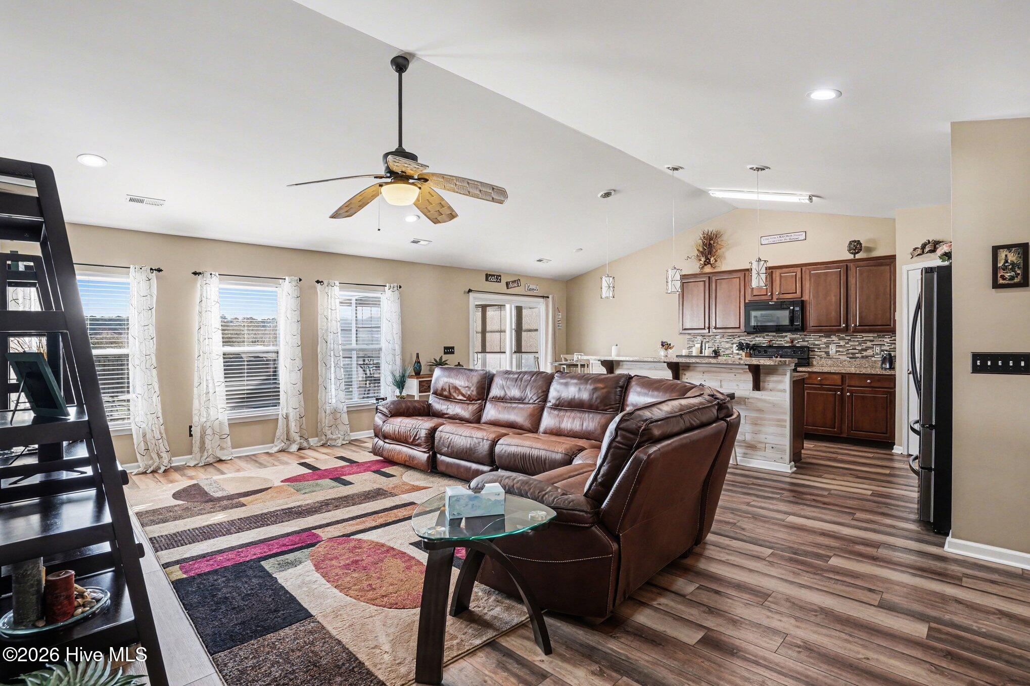717 Tartans Glen Street NW, Calabash, NC 28467 – photo 10: 008_file_4801