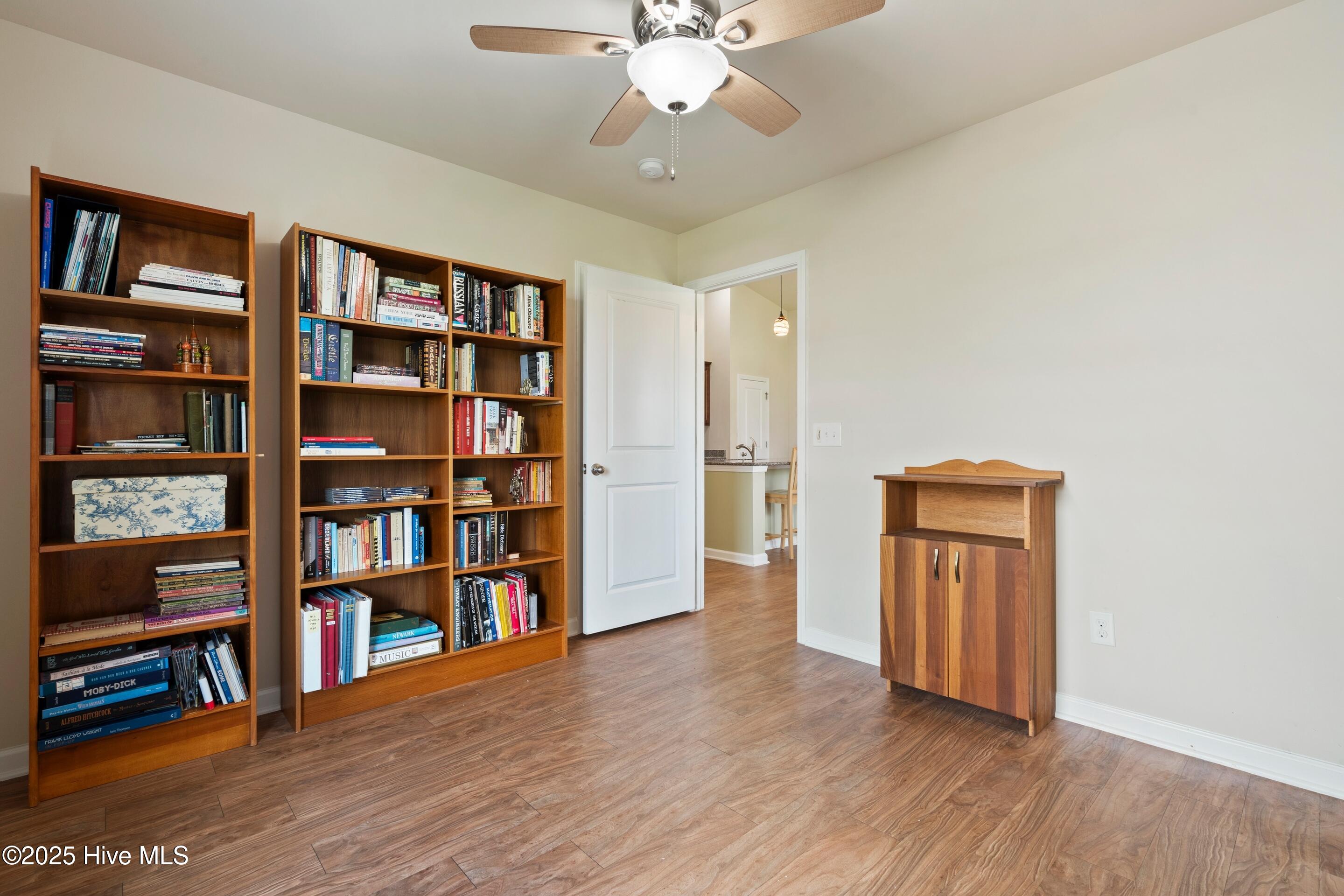 100525343 | Photo 20