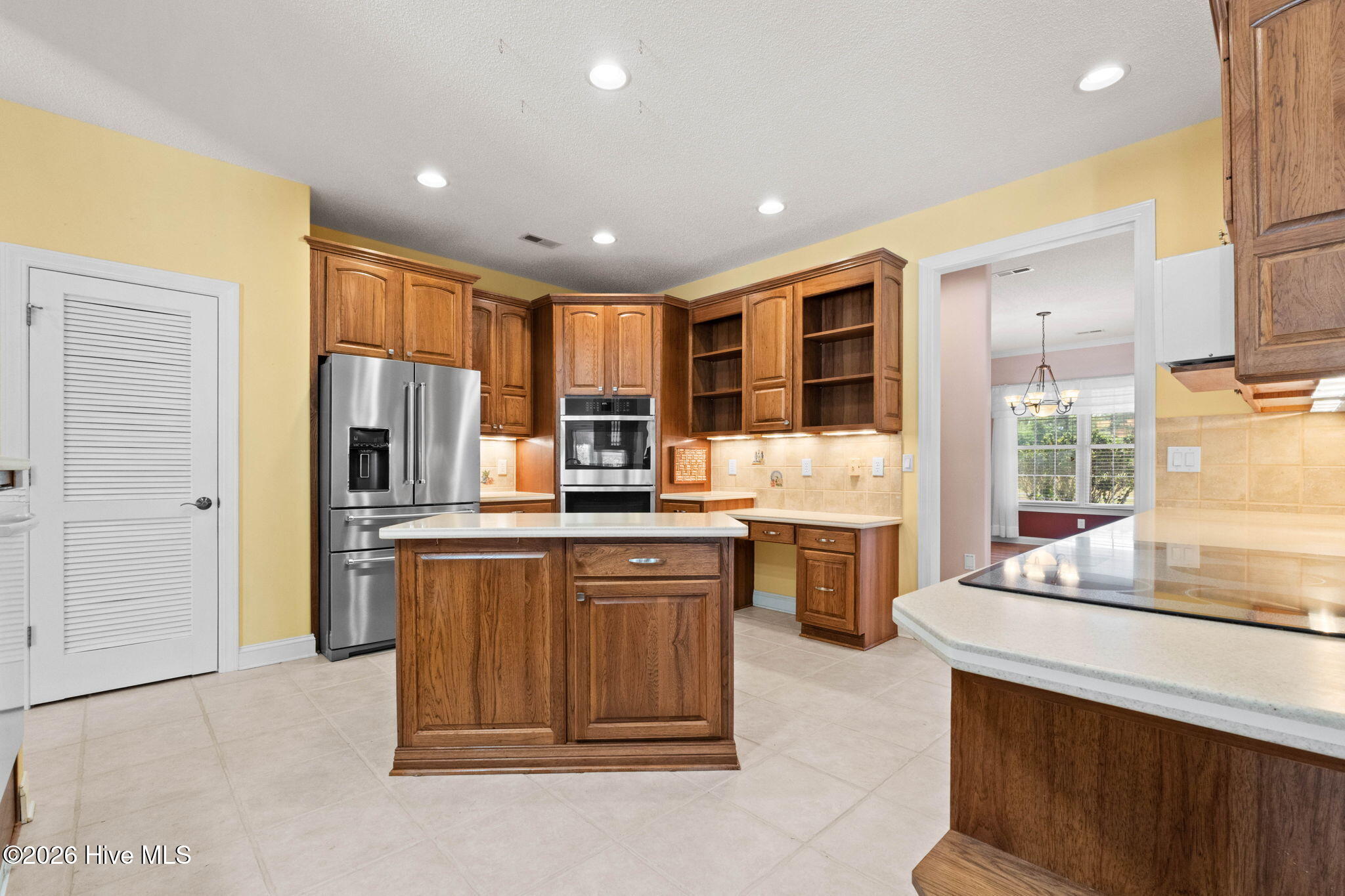 100567537 | Photo 28