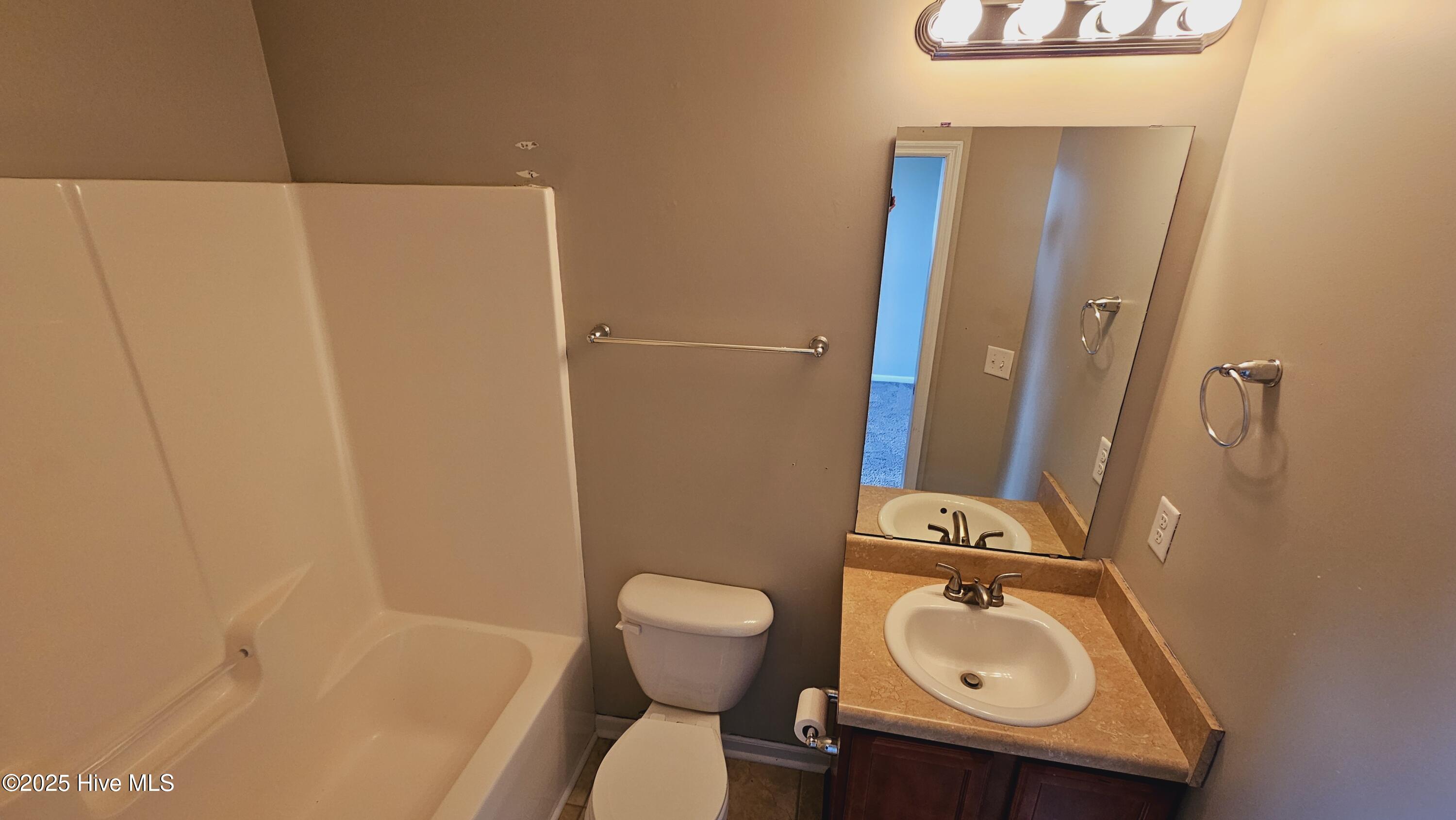 100545188 | Photo 20