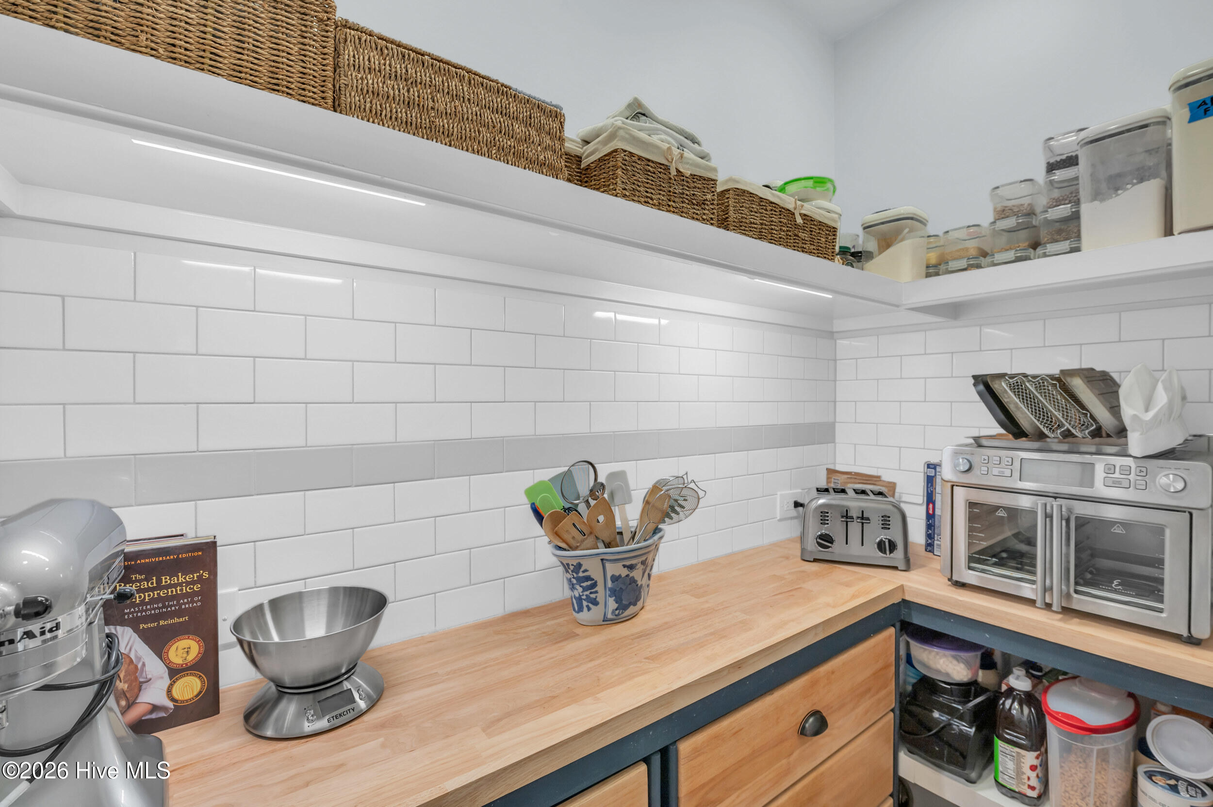 100550719 | Photo 18