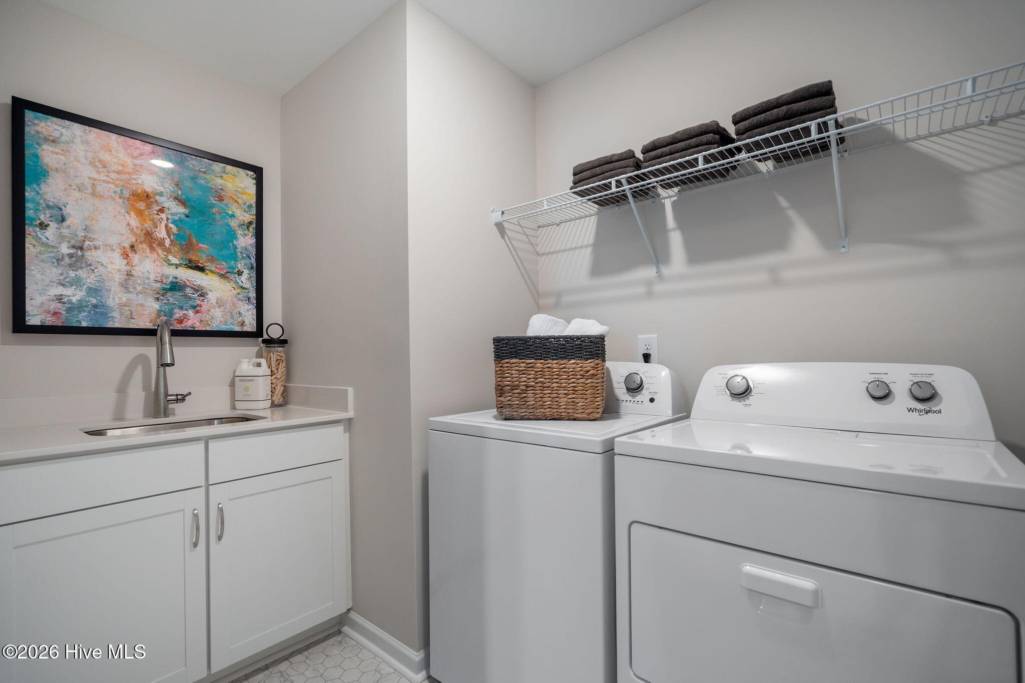 100522171 | Photo 23