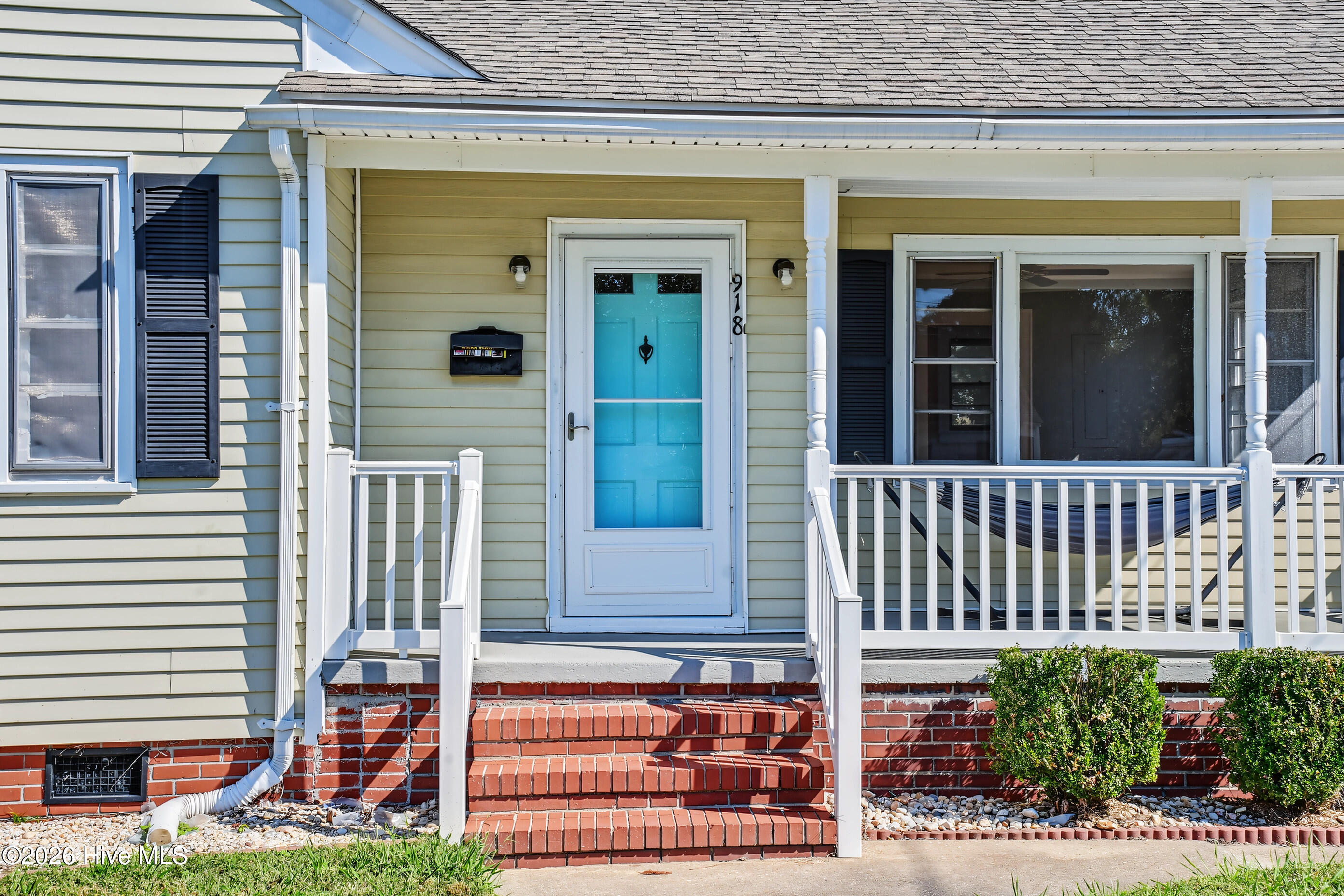 Photo 3 of Single family home for sale at 918 Woodruff Ave, Elizabeth City, NC 27909 | MLS# 100607955 | Listing updated on 2026-10-05