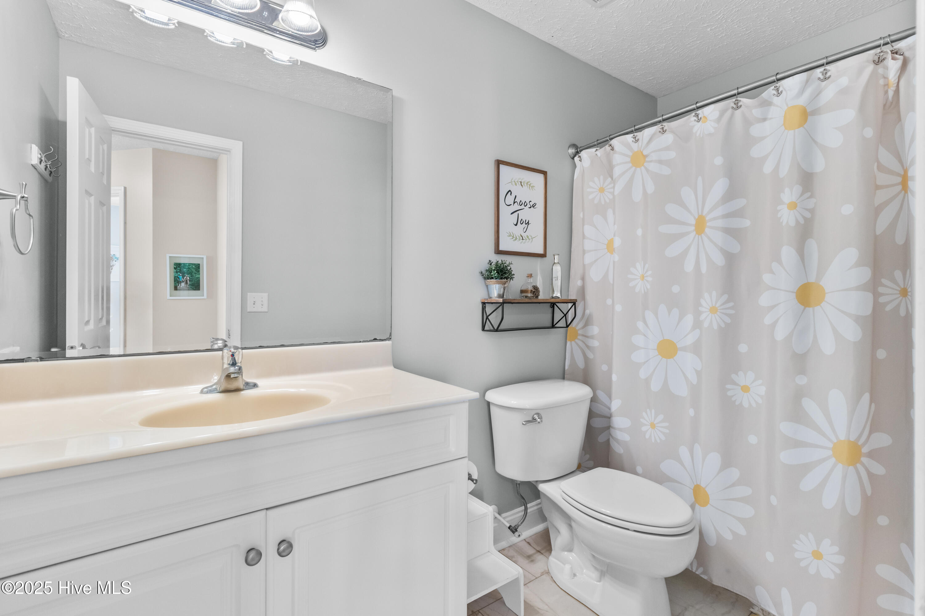 513 Catamaran Drive, Wilmington, NC 28412 – photo 20: 22_bathroom