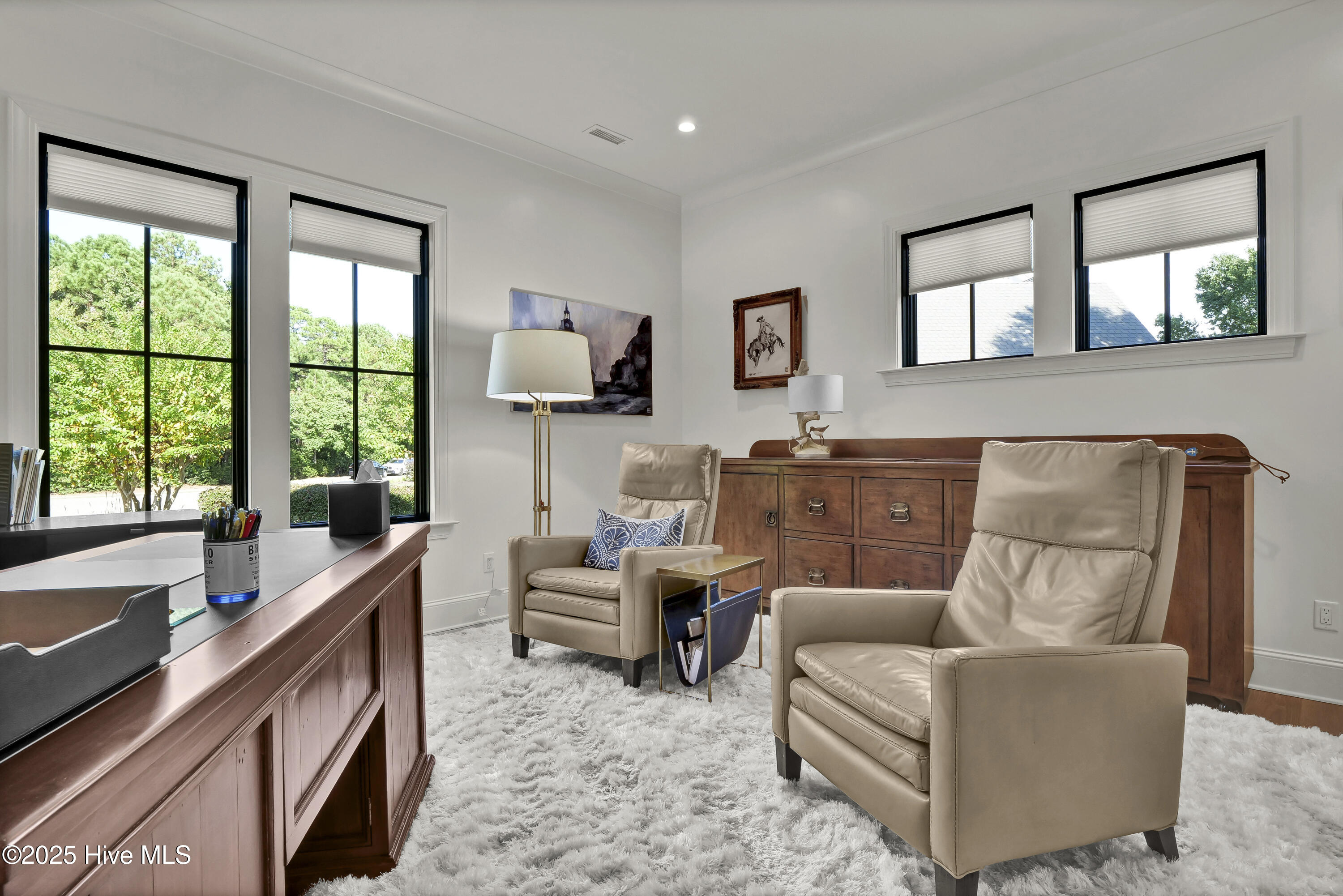 100532496 | Photo 48