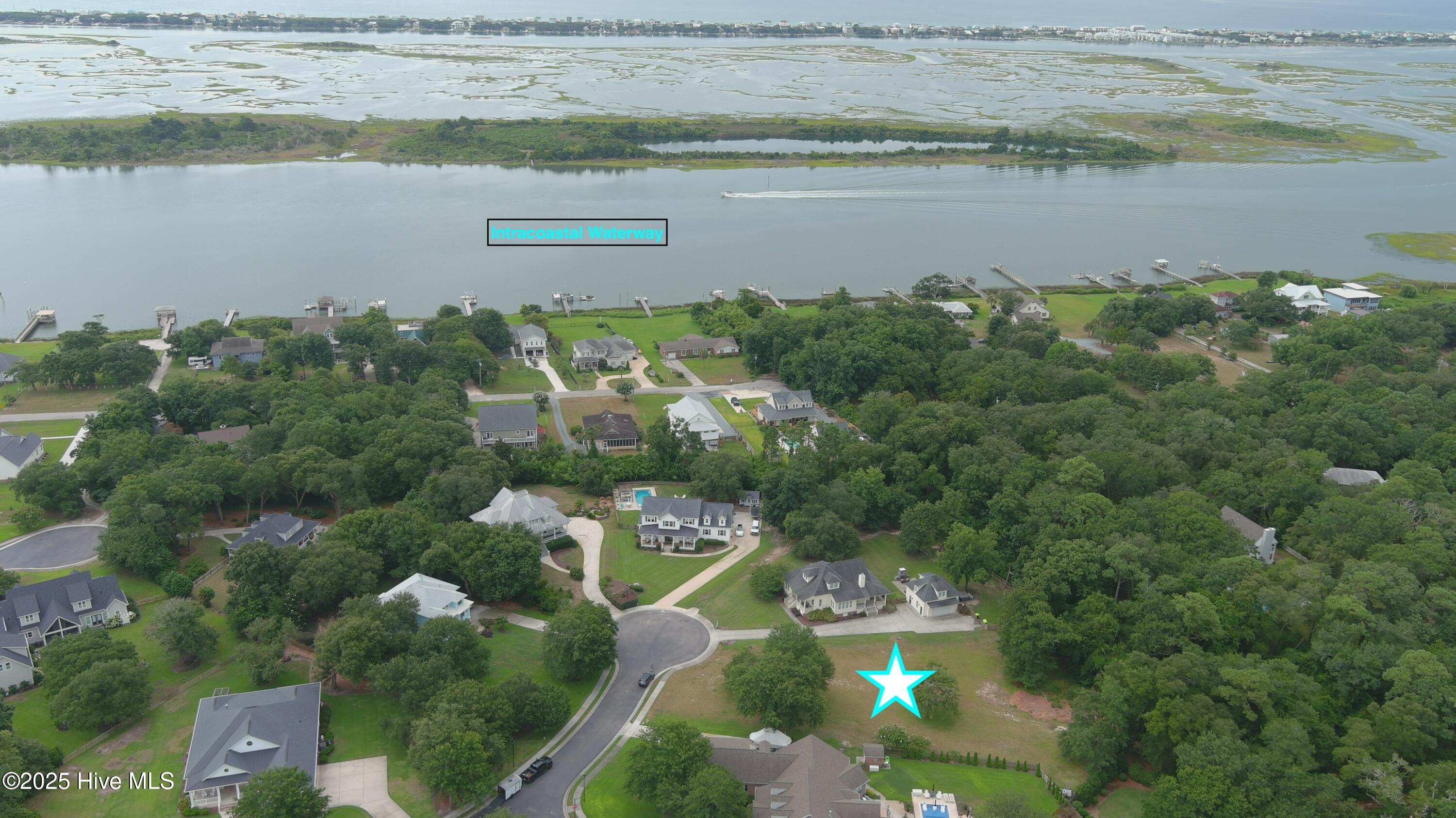 100522233 | Photo 18